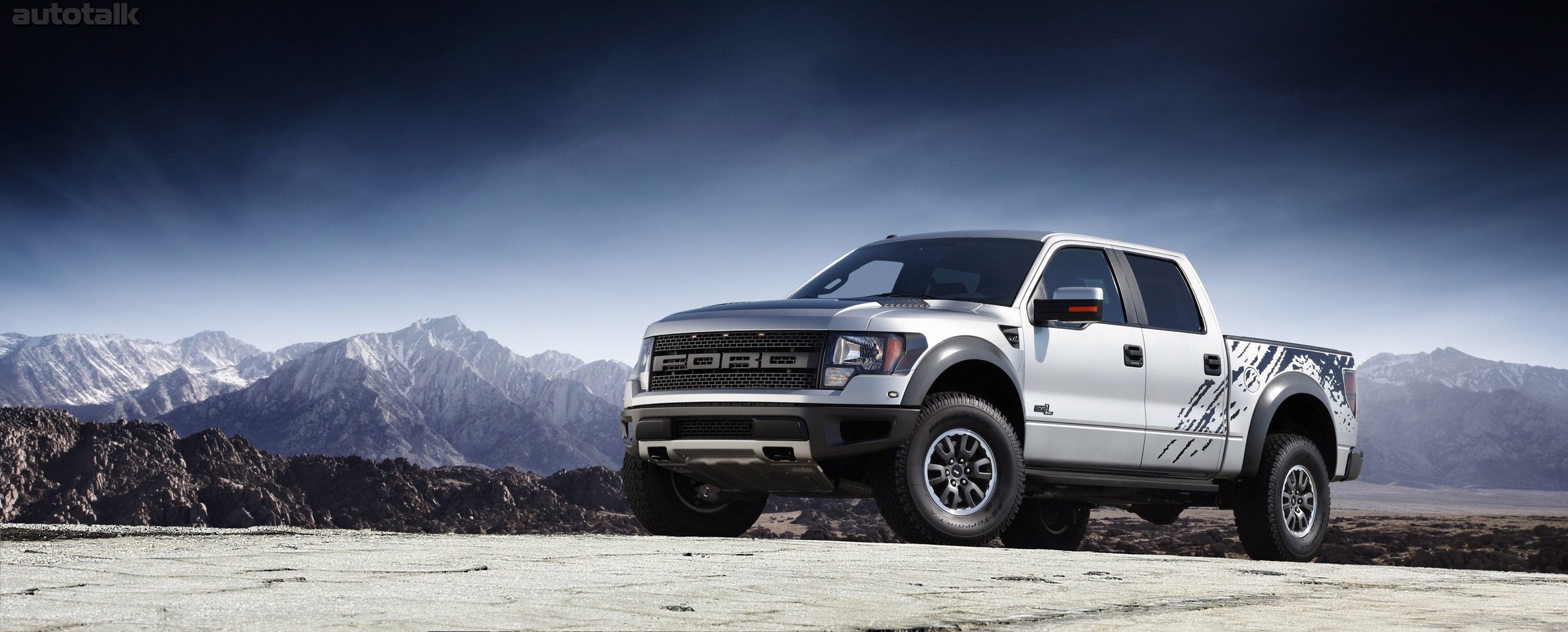 2011 Ford F-150 SVT Raptor SuperCrew
