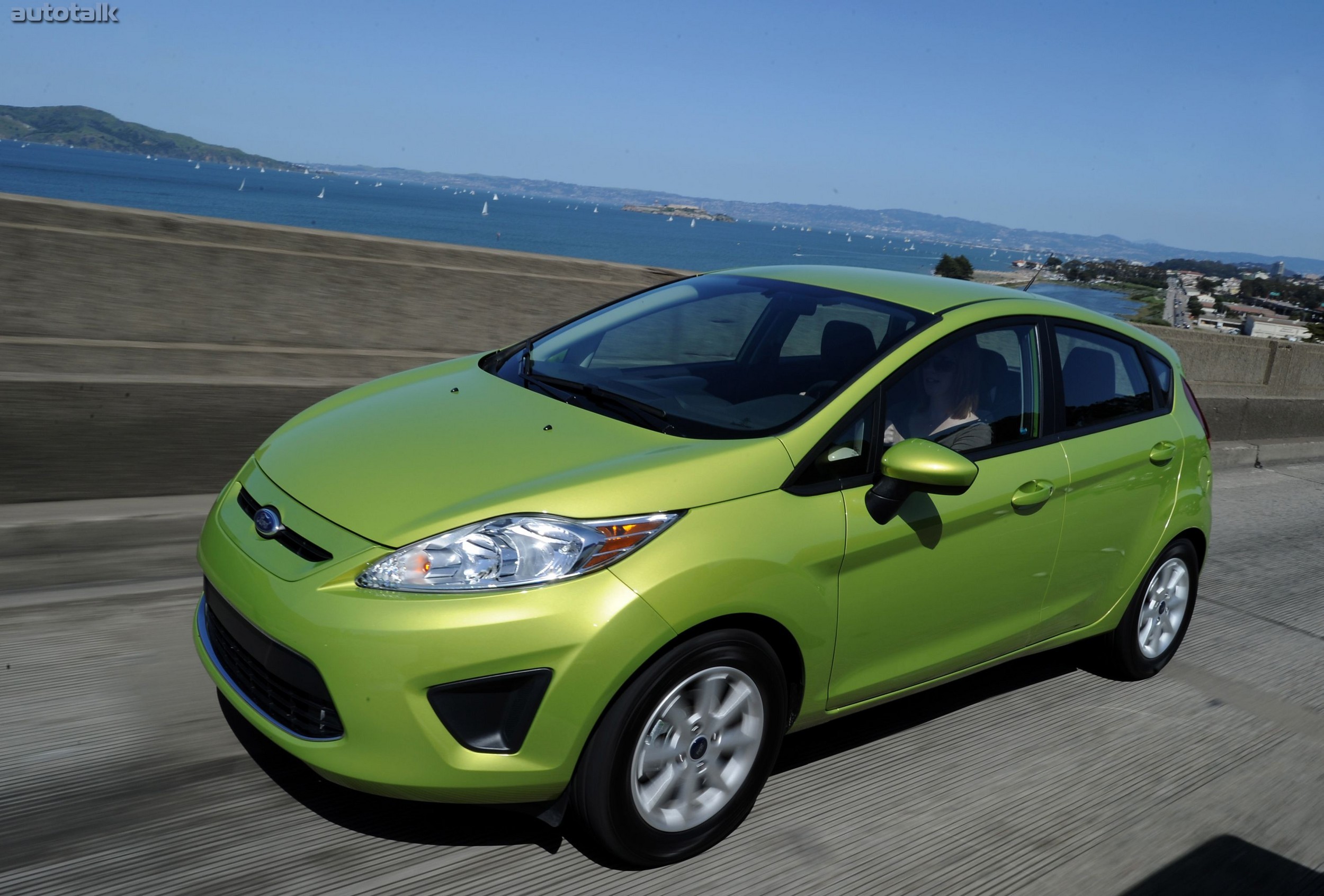 форд фиеста 2013. форд фиеста белая. форд фиеста 6 поколения. форд фиеста 2010. форд фиеста 2009 1.