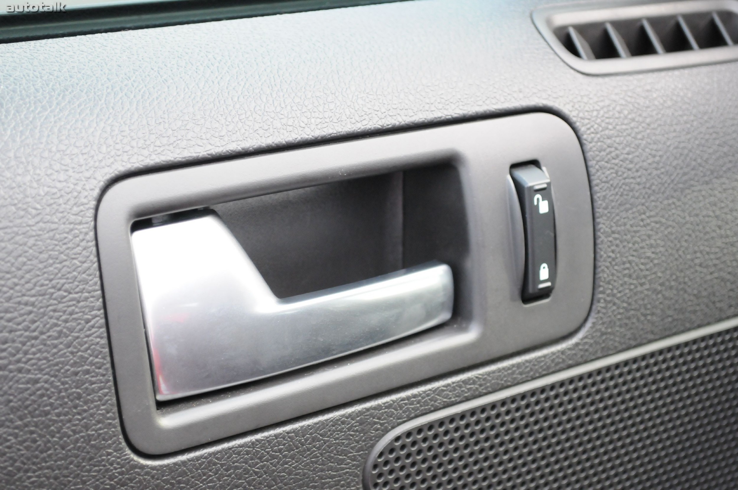 2011 Ford Mustang BOSS 302 Review