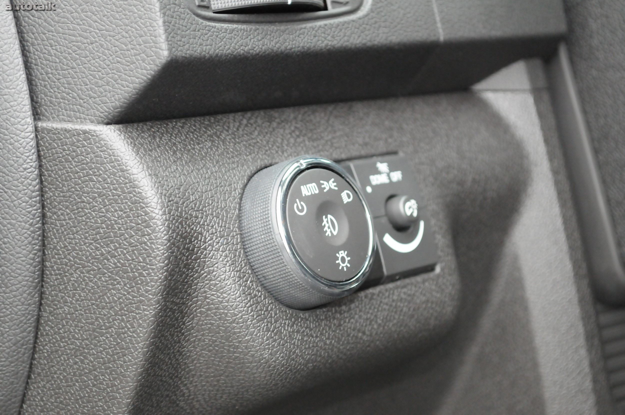 2011 GMC Acadia Denali Review