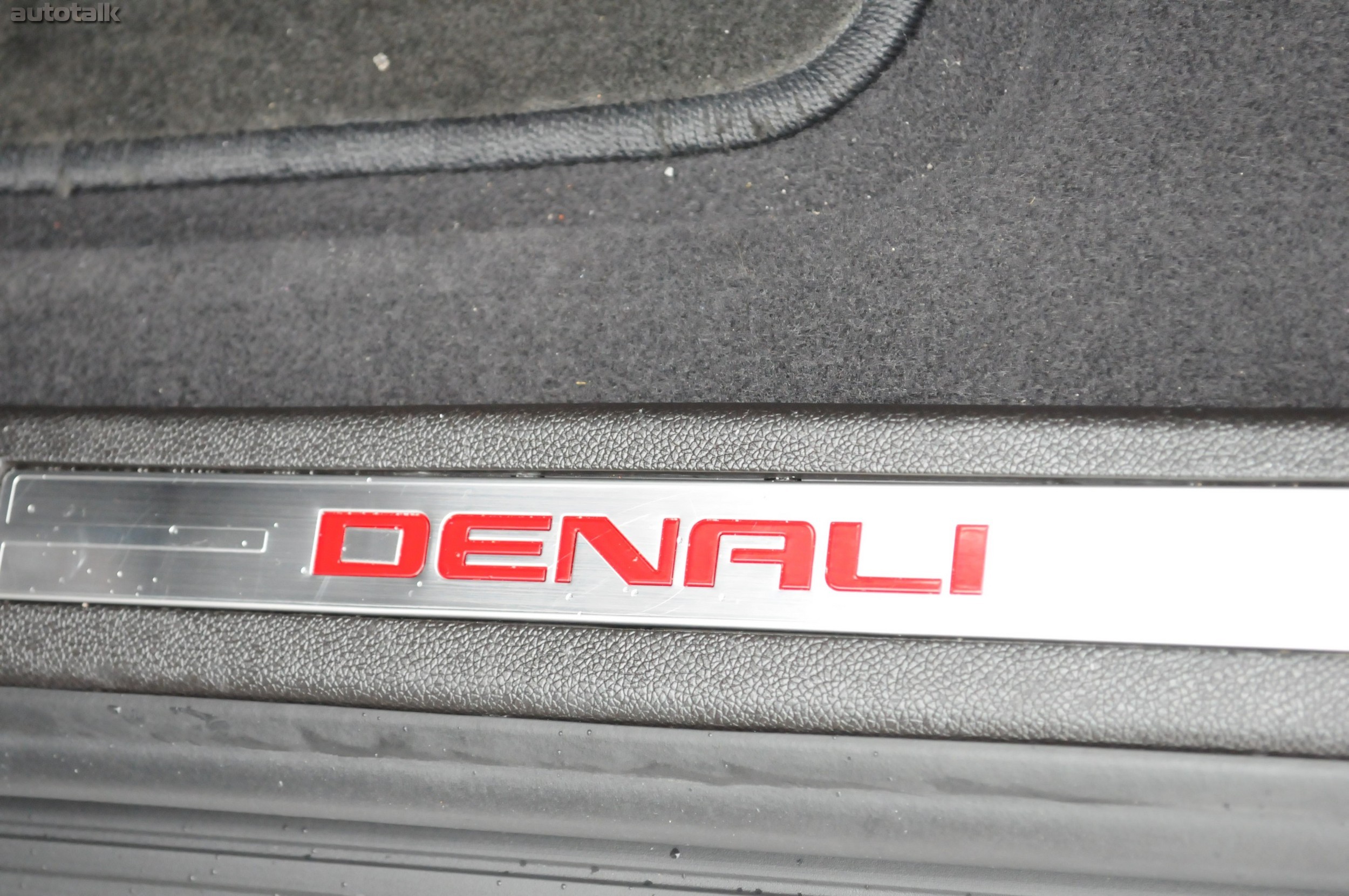 2011 GMC Acadia Denali Review