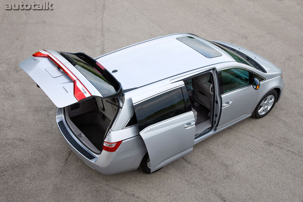 2011 Honda Odyssey Touring Elite