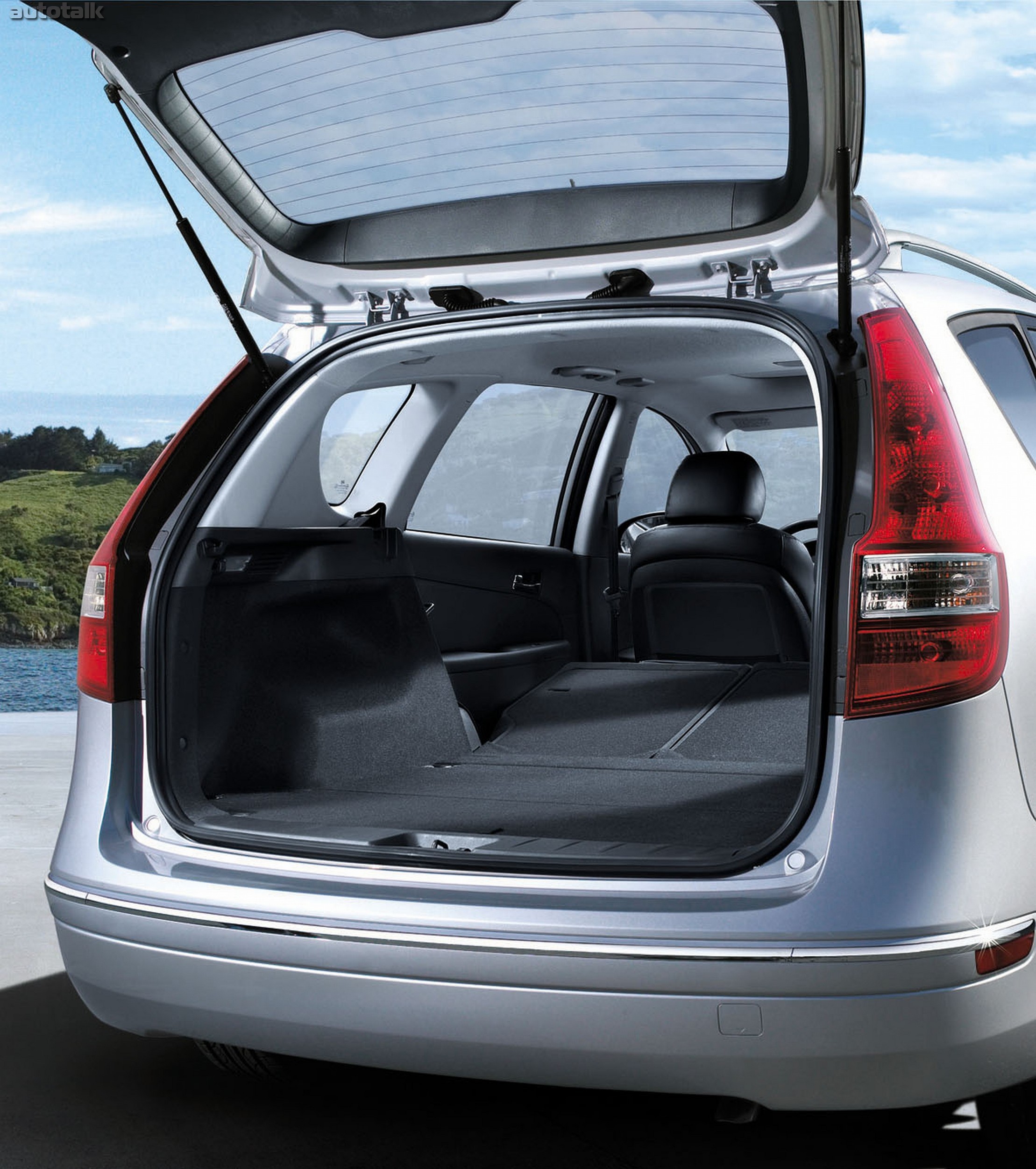 2011 Hyundai Elantra Touring