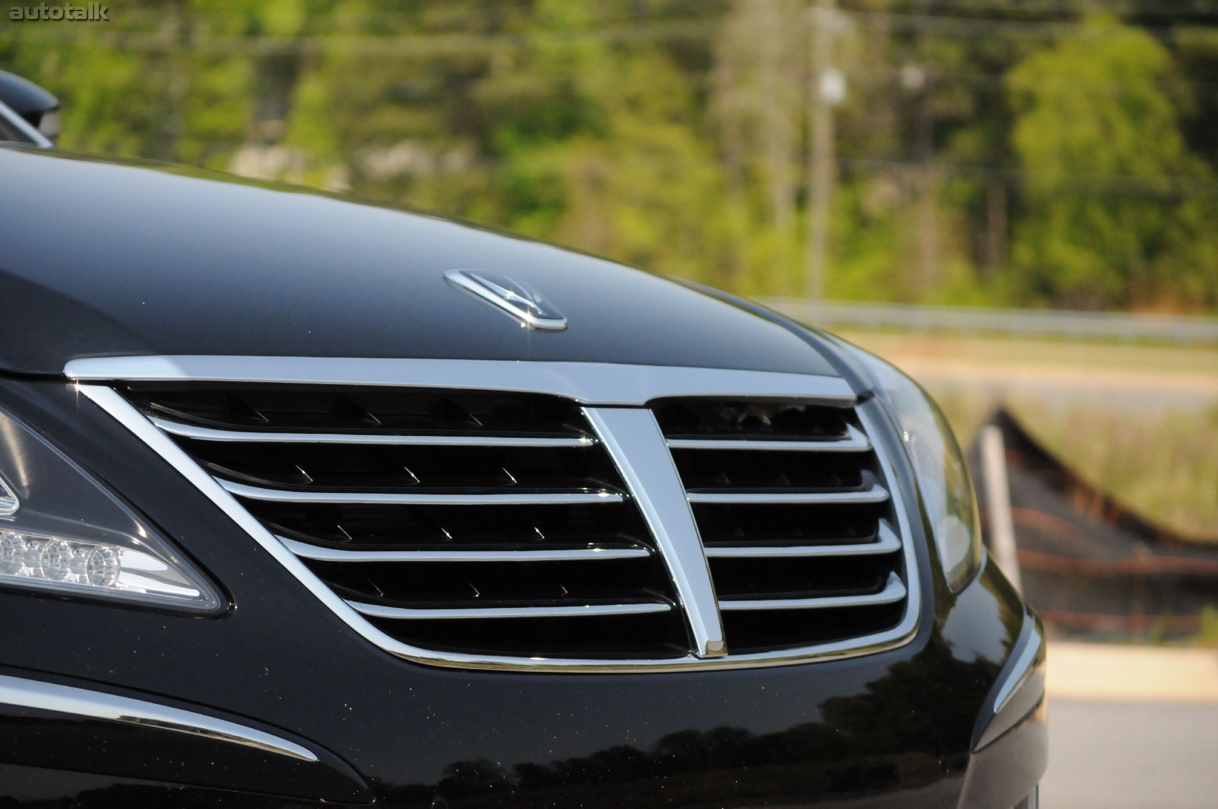 2011 Hyundai Equus Review