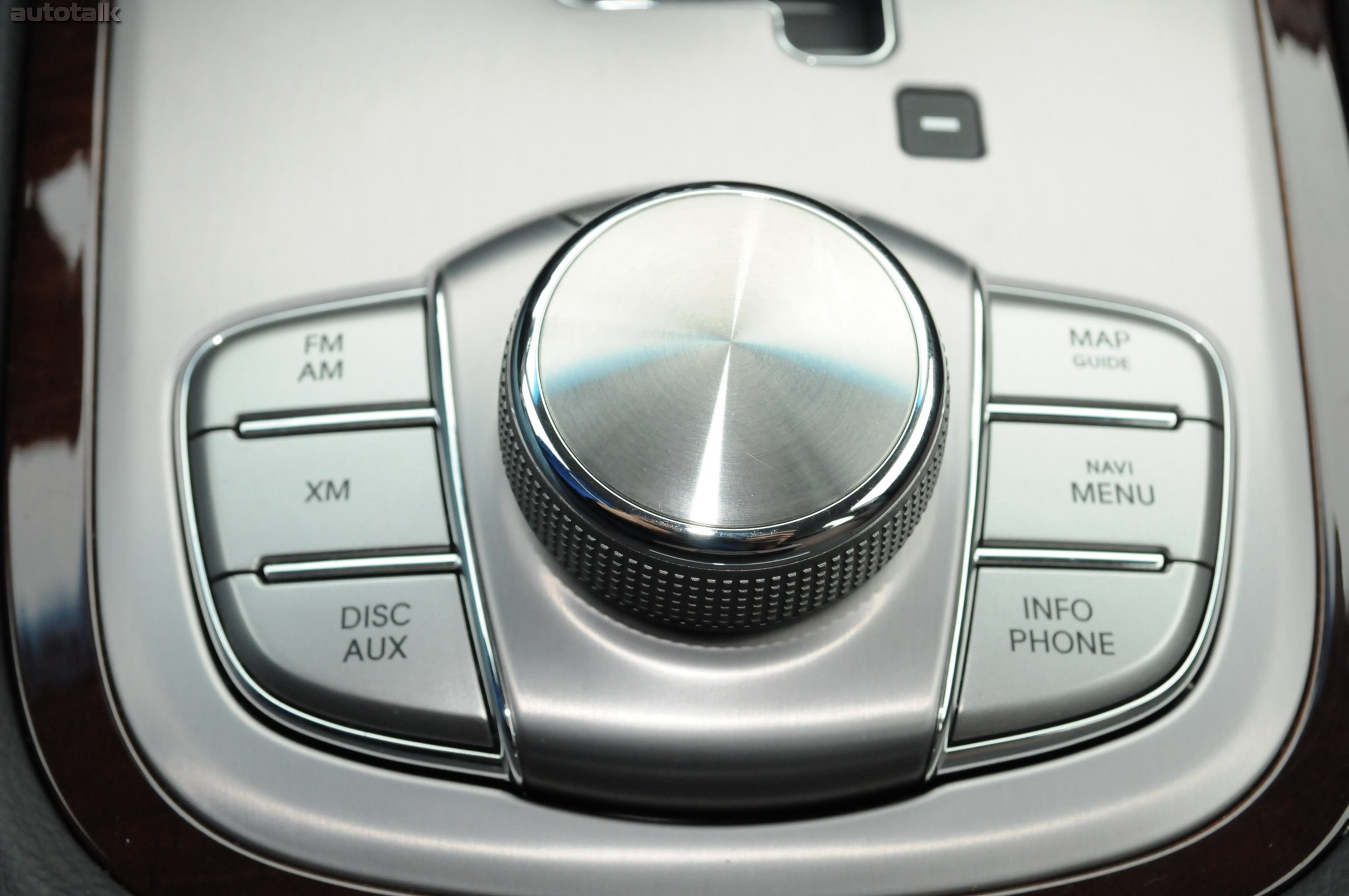 2011 Hyundai Genesis Sedan Review