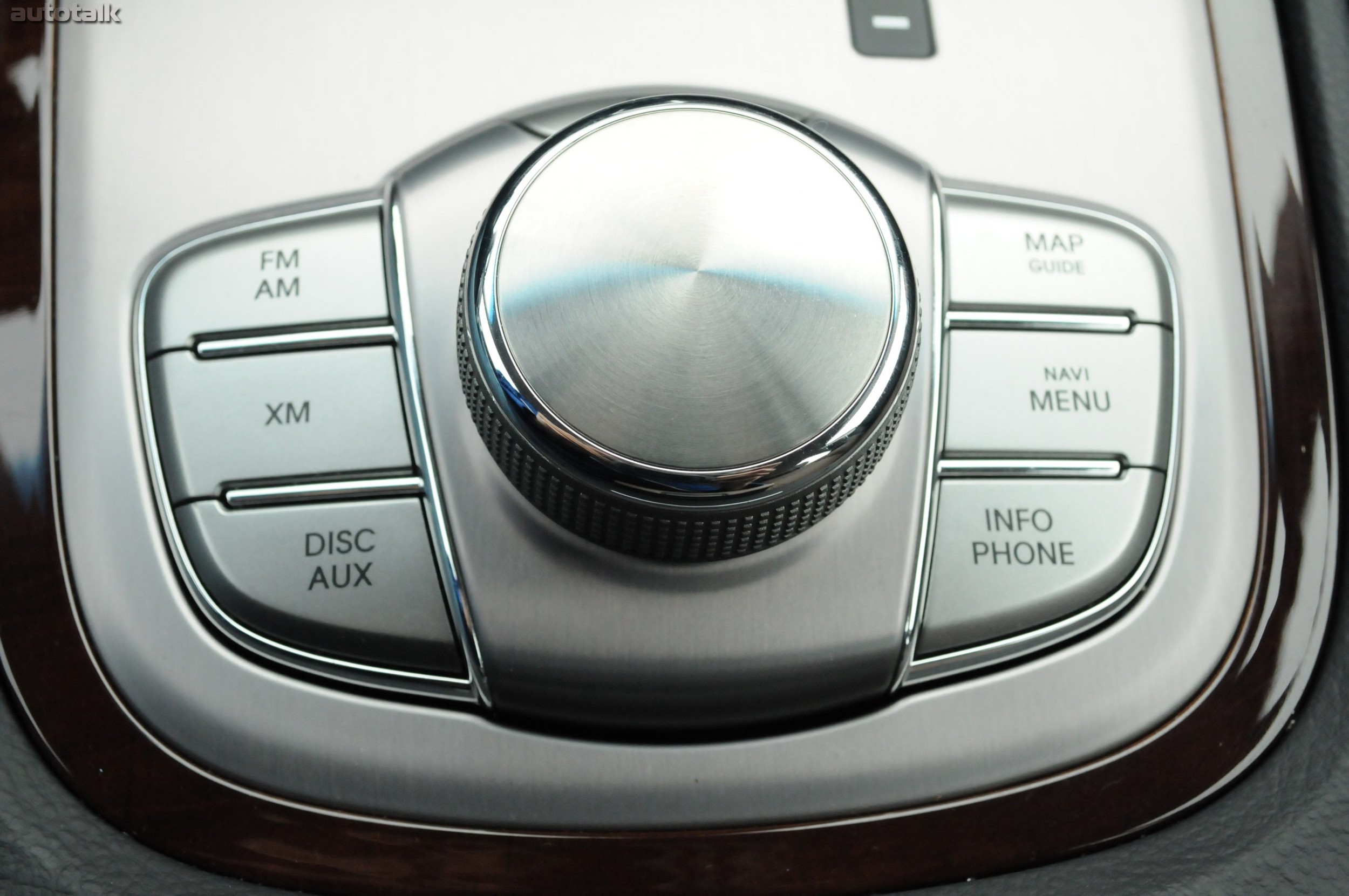 2011 Hyundai Genesis Sedan Review