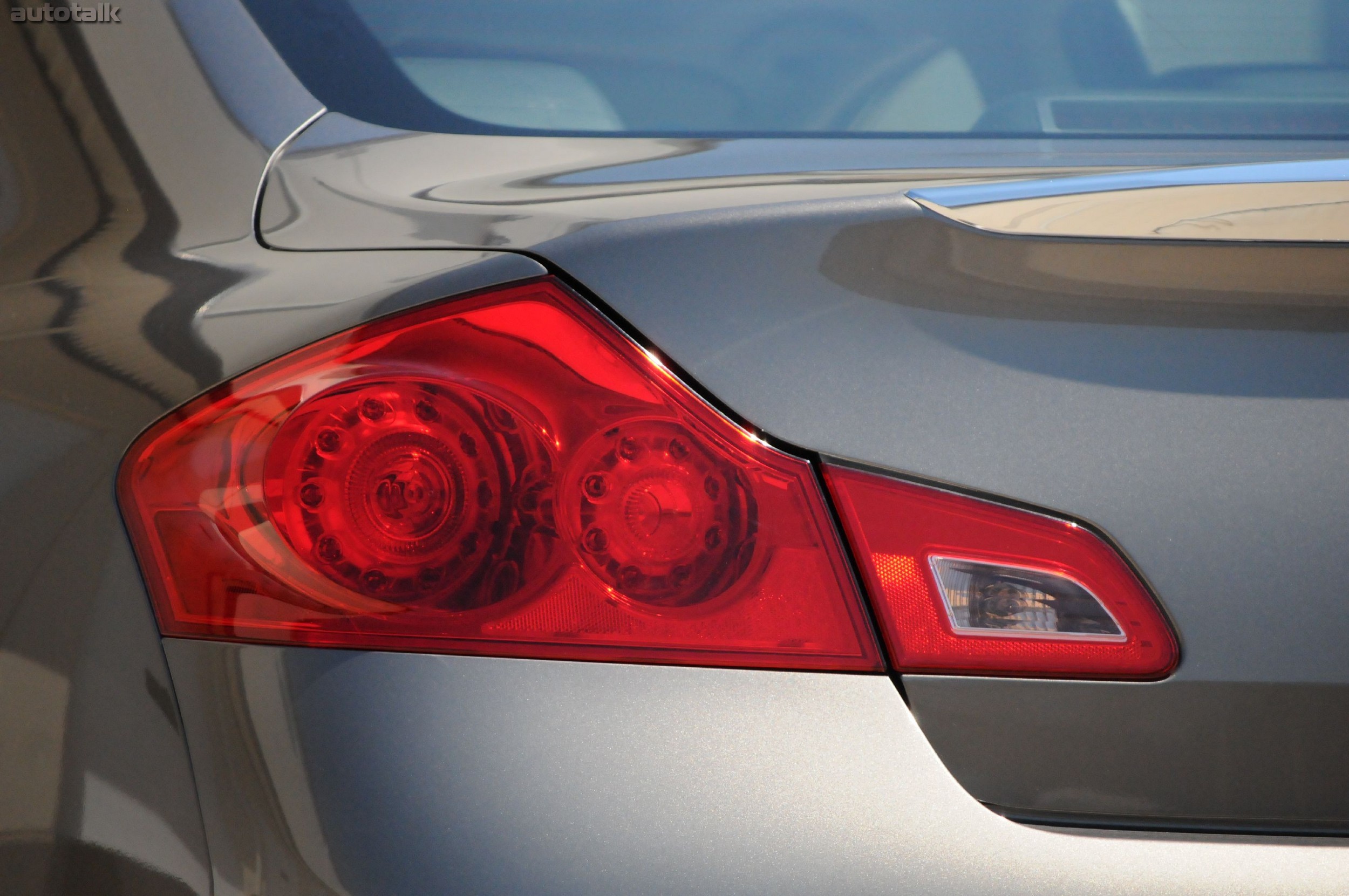 2011 Infiniti G Sedan Review