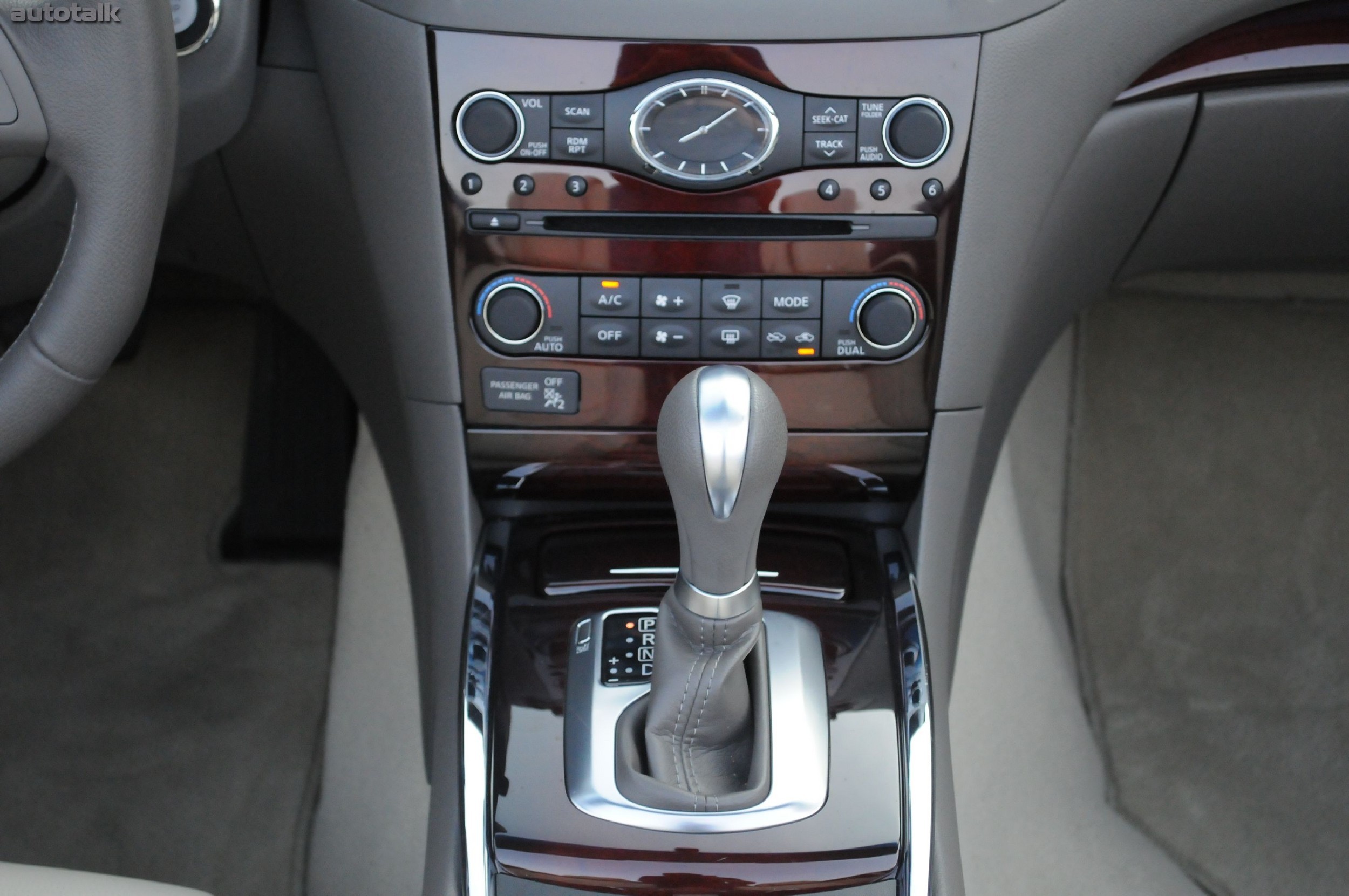 2011 Infiniti G37 Convertible Review