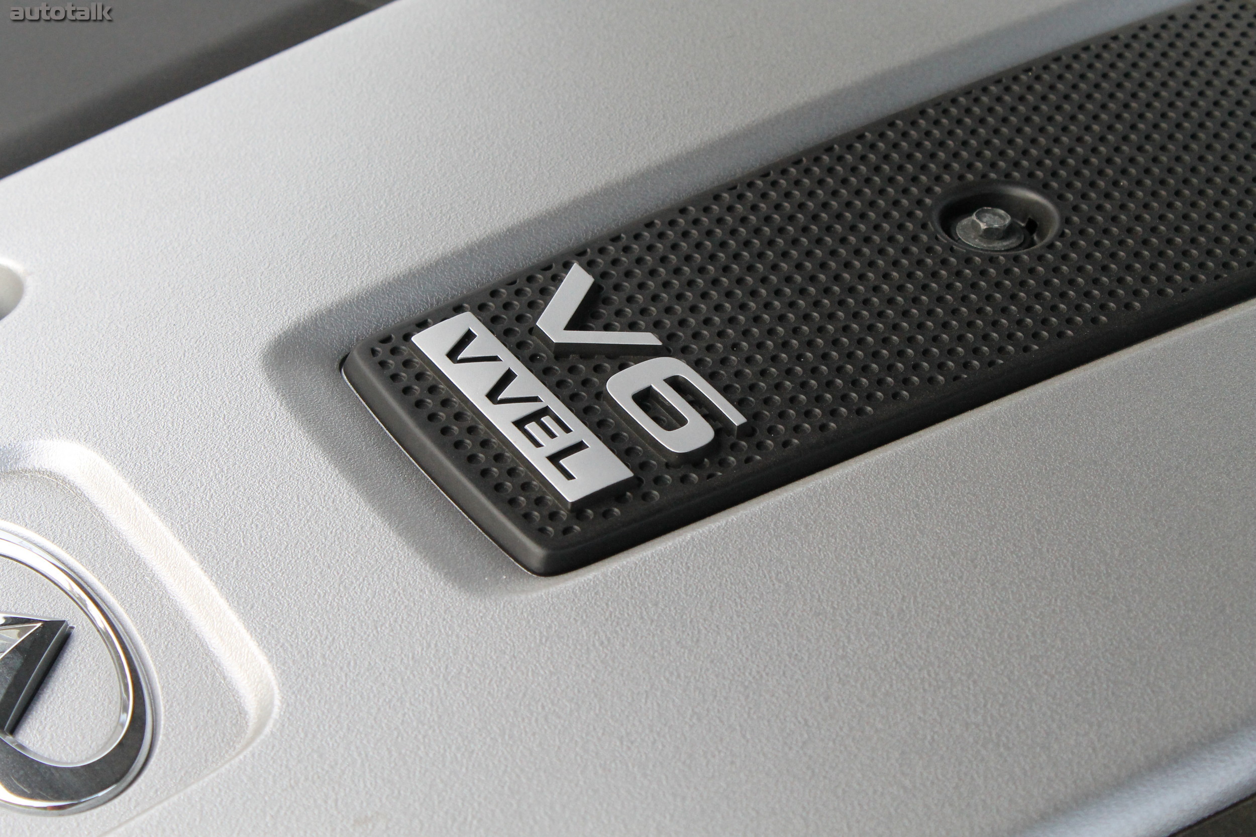 2011 Infiniti G37S Coupe Review