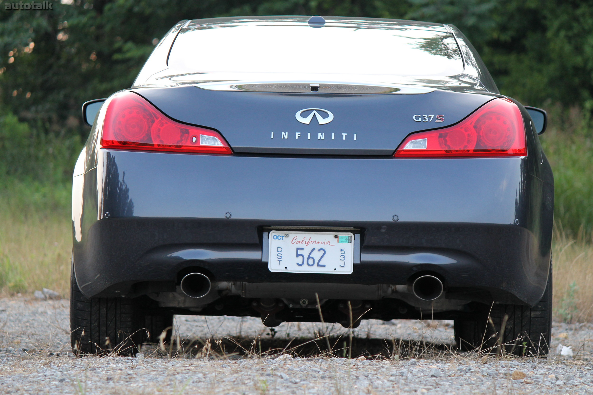 2011 Infiniti G37S Coupe Review