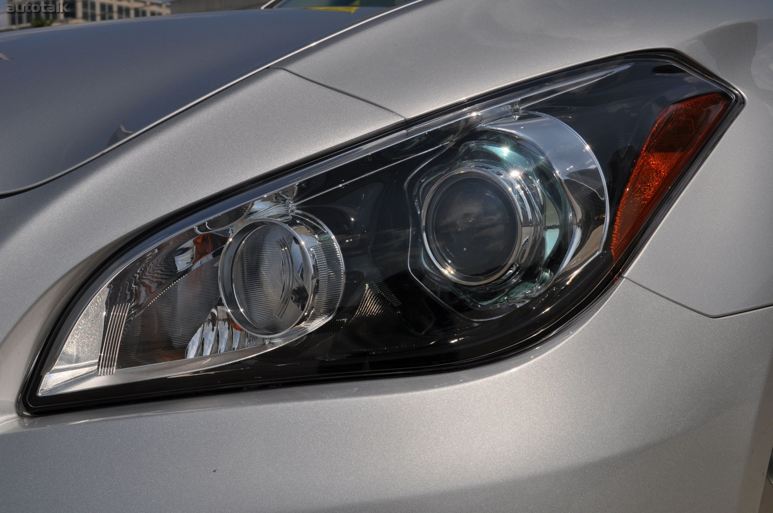 2011 Infiniti M37 Review