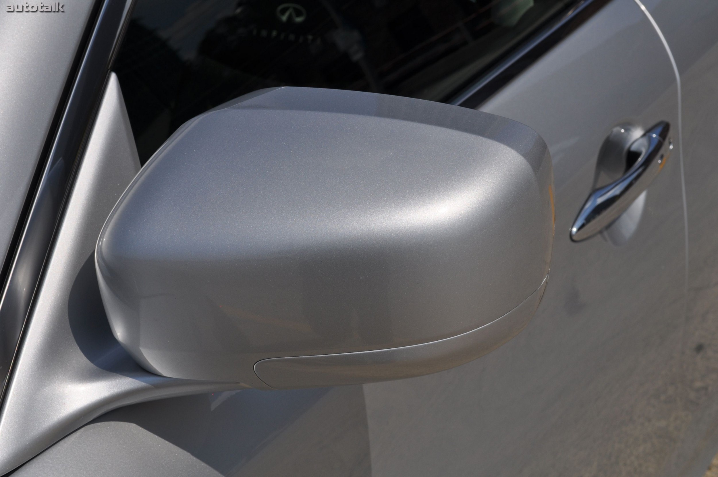 2011 Infiniti M37 Review