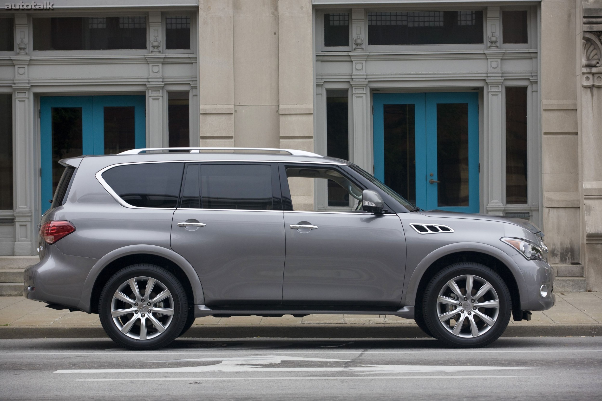 2011 Infiniti QX
