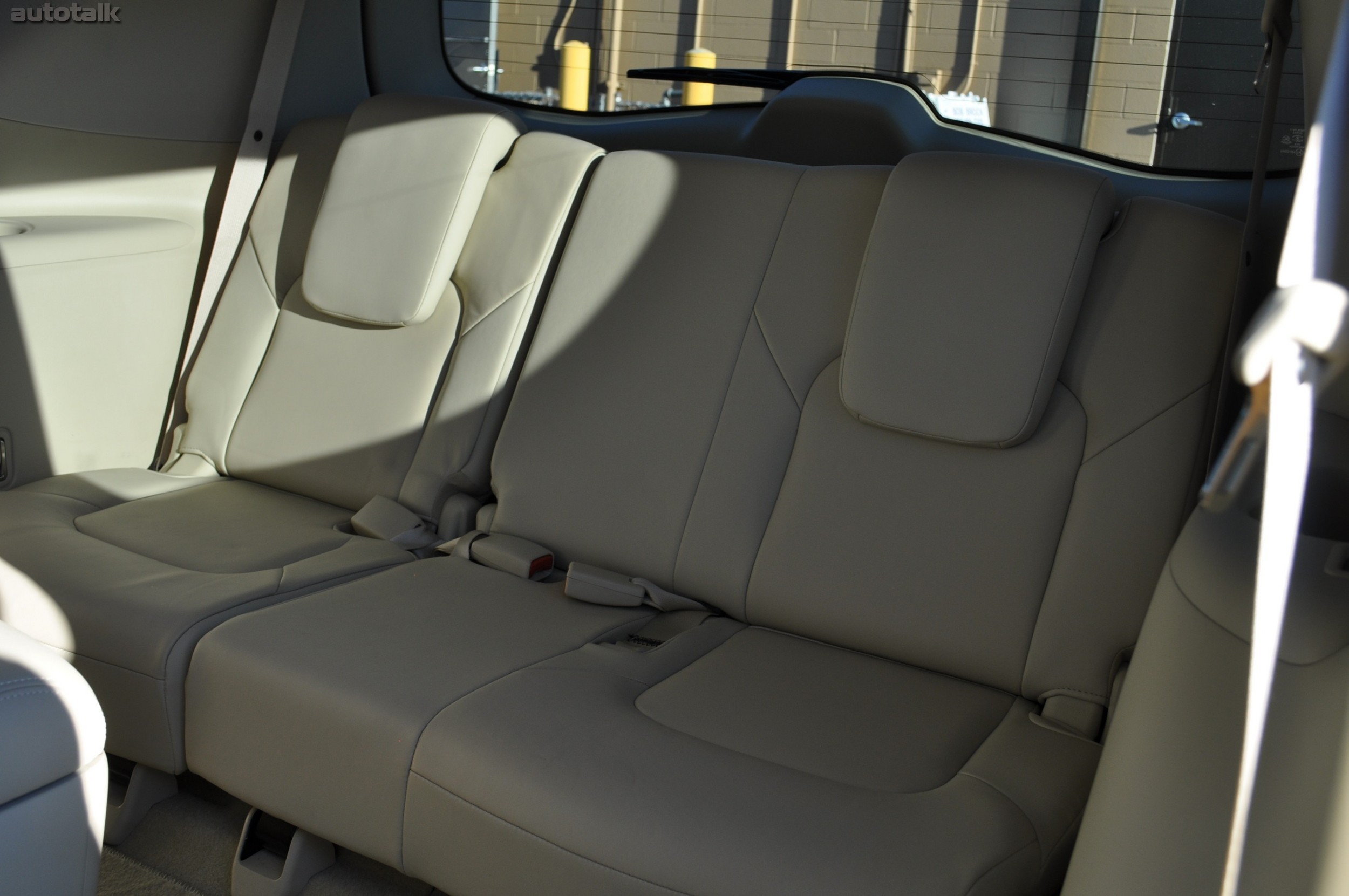 2011 Infiniti QX56 Review