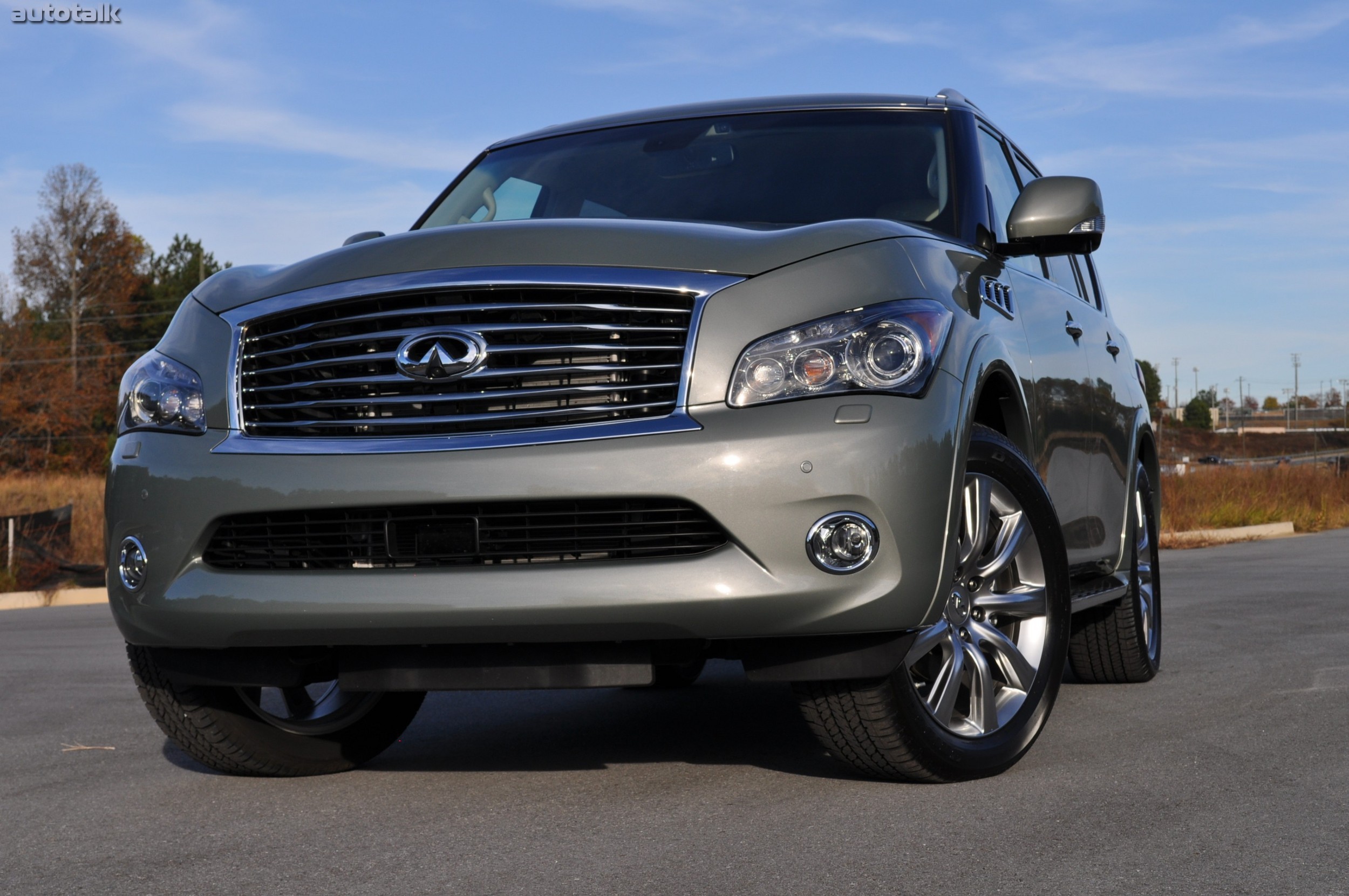 2011 Infiniti QX56 Review