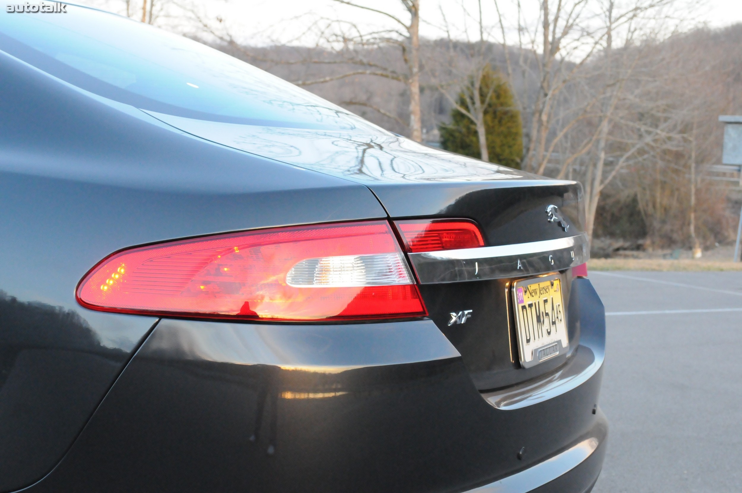 2011 Jaguar XF Review