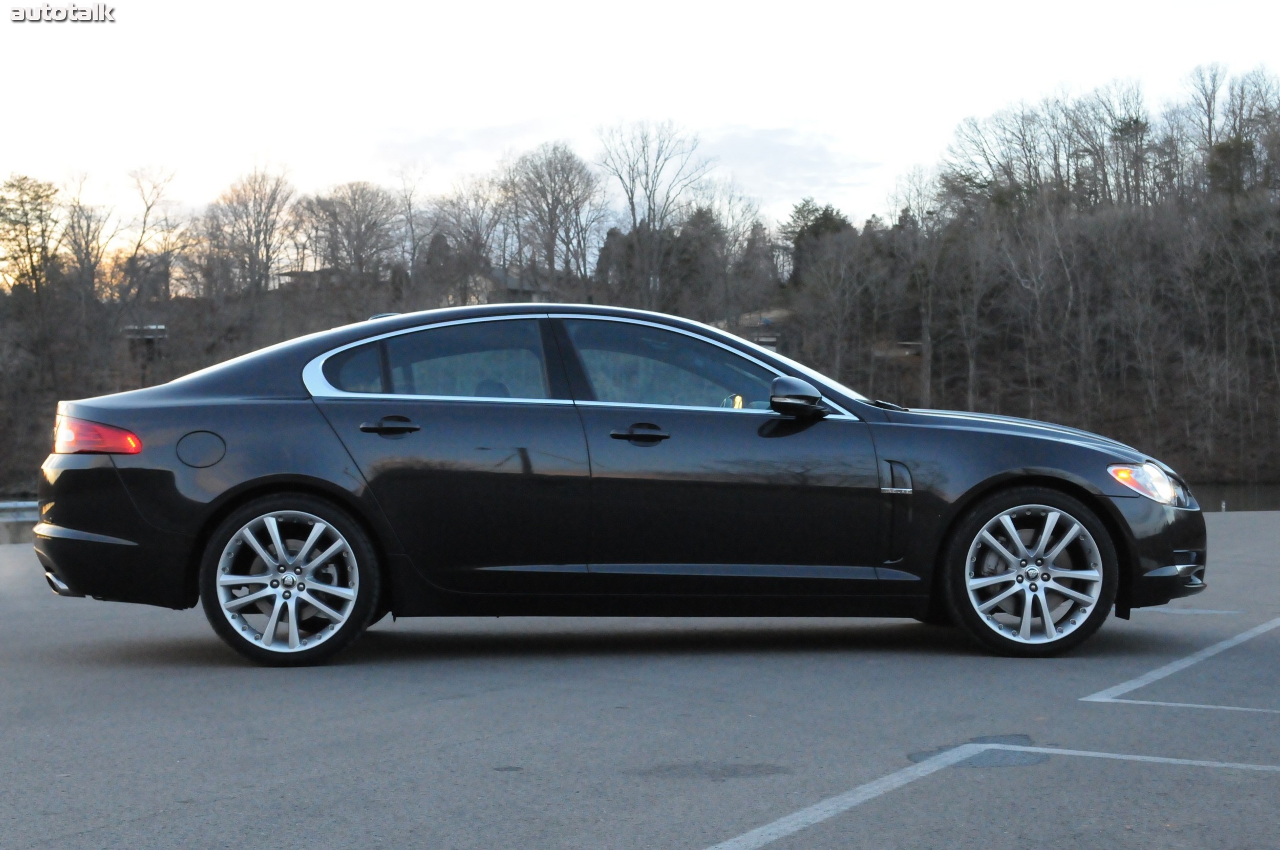2011 Jaguar XF Review