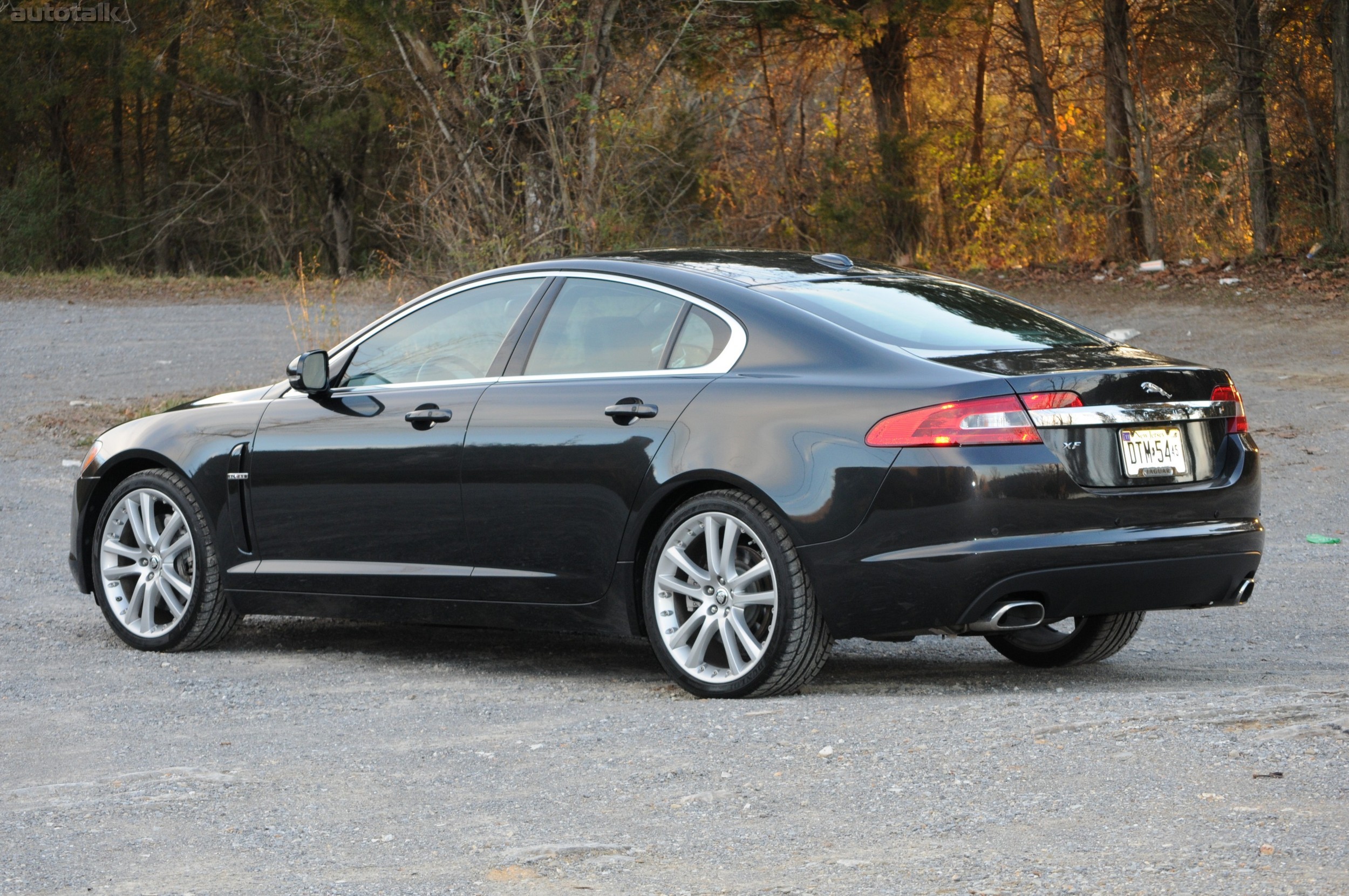 2011 Jaguar XF Review