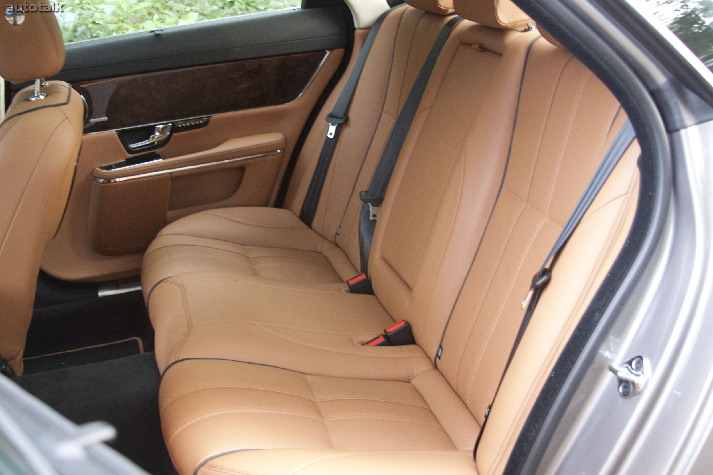 2011 Jaguar XJL Review