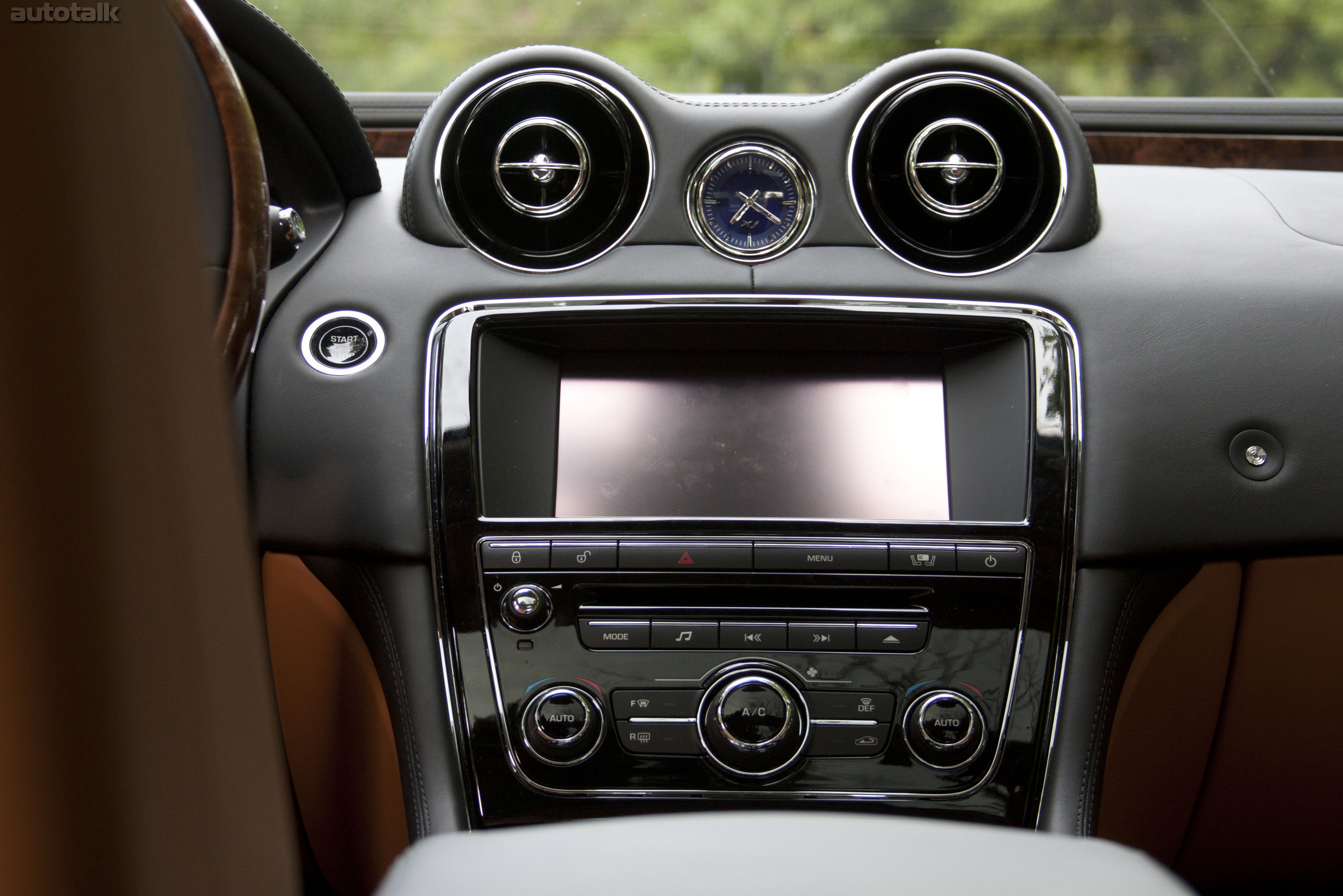 2011 Jaguar XJL Review