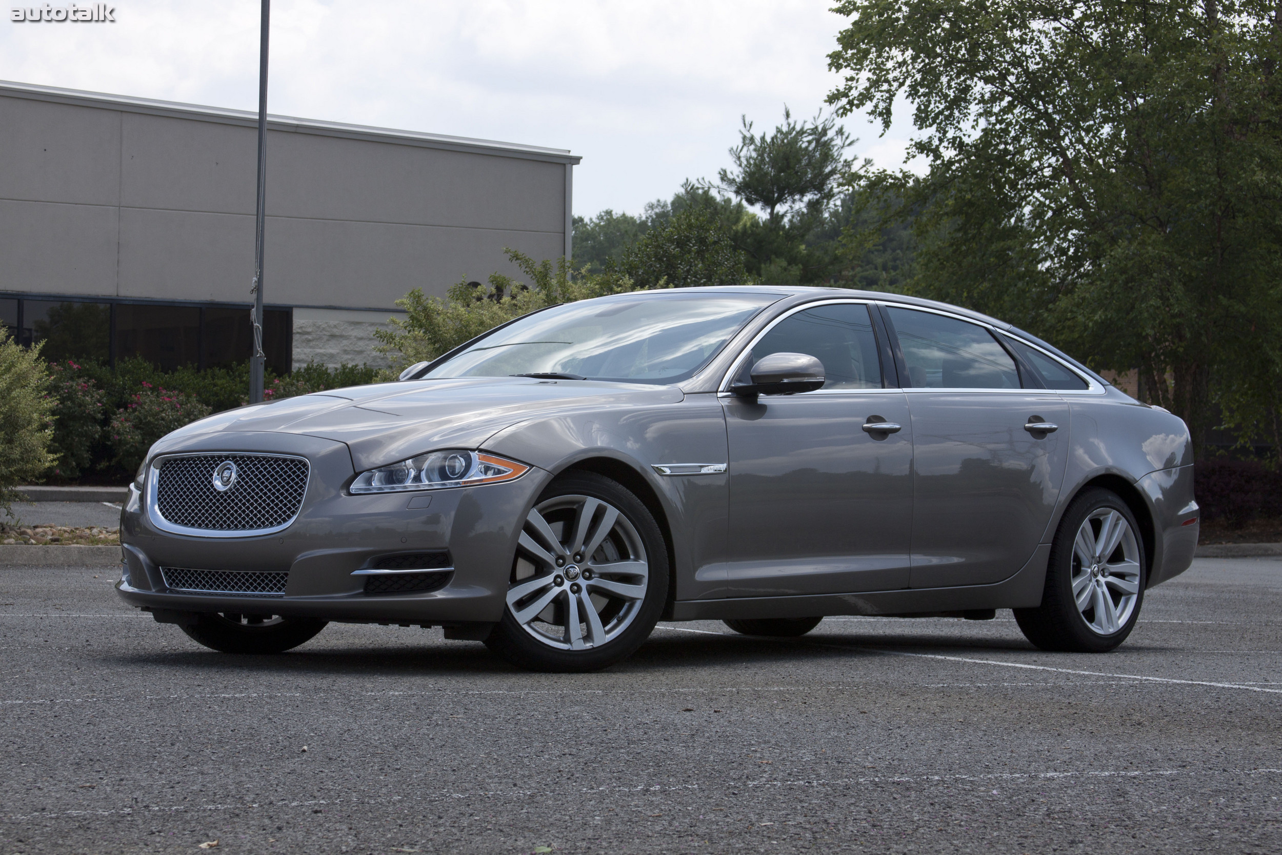 2011 Jaguar XJL Review