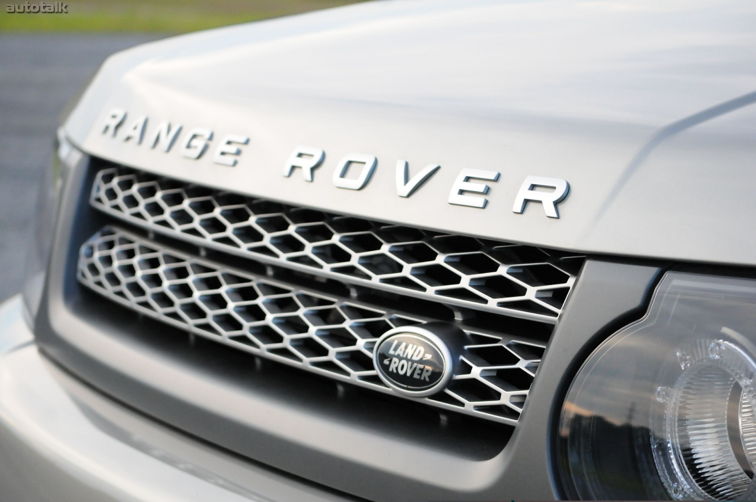 2011 Land Rover Range Rover Sport Review