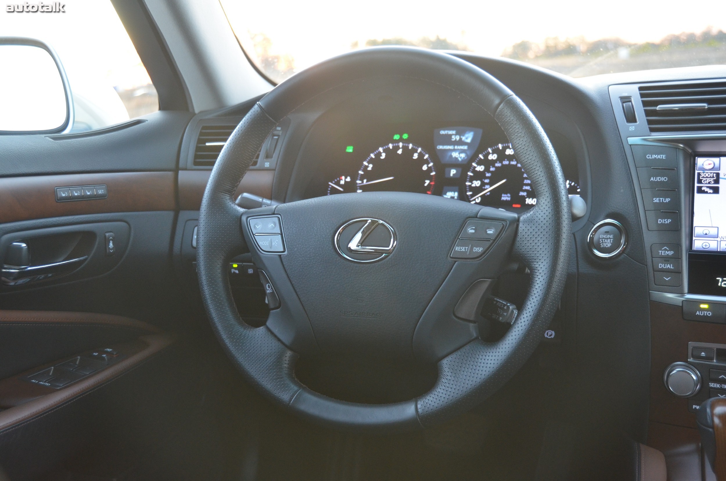 2011 Lexus LS 460 Review