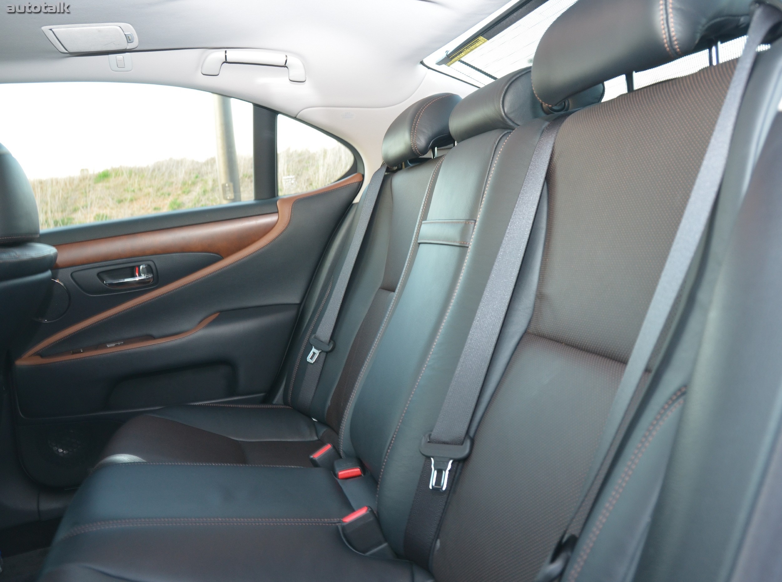 2011 Lexus LS 460 Review