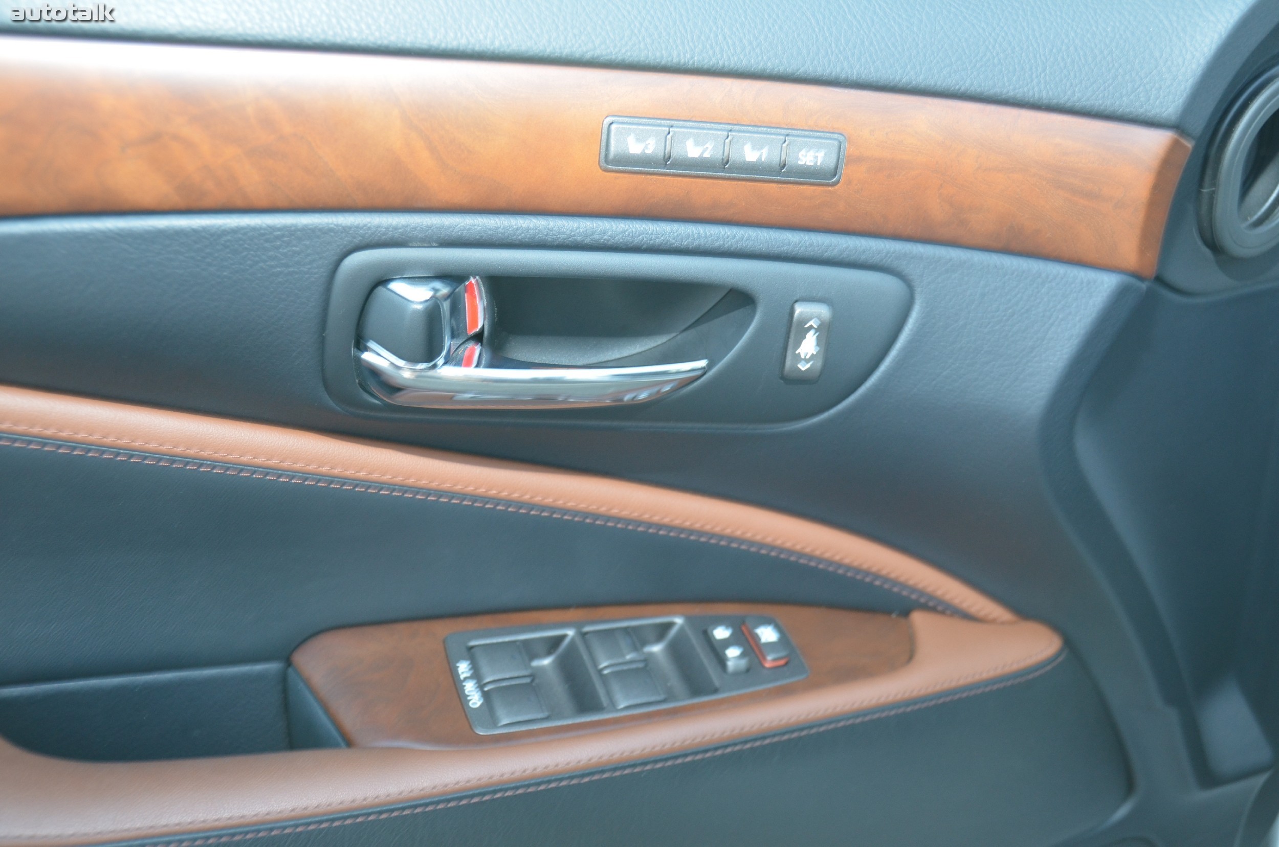 2011 Lexus LS 460 Review