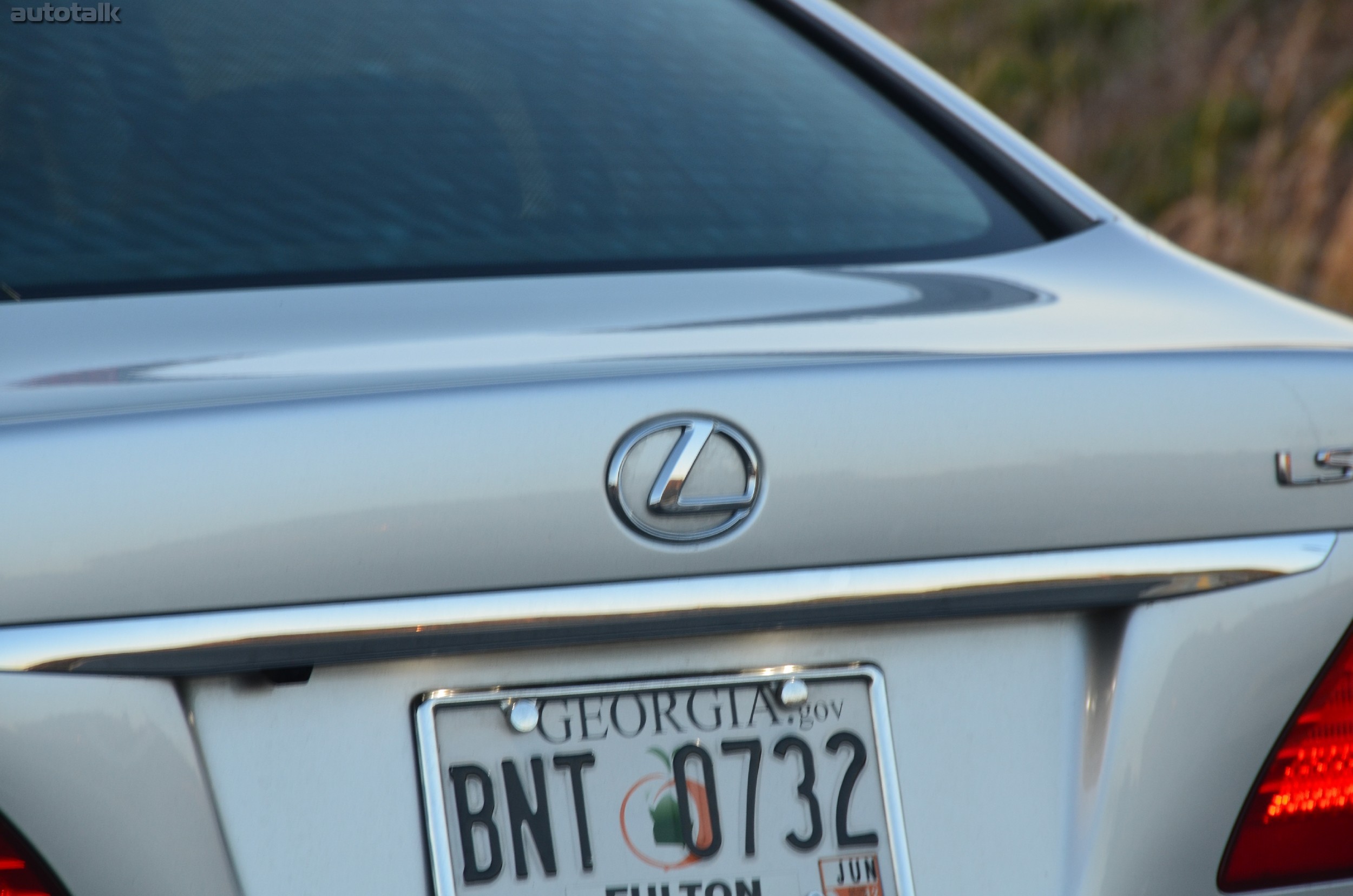 2011 Lexus LS 460 Review