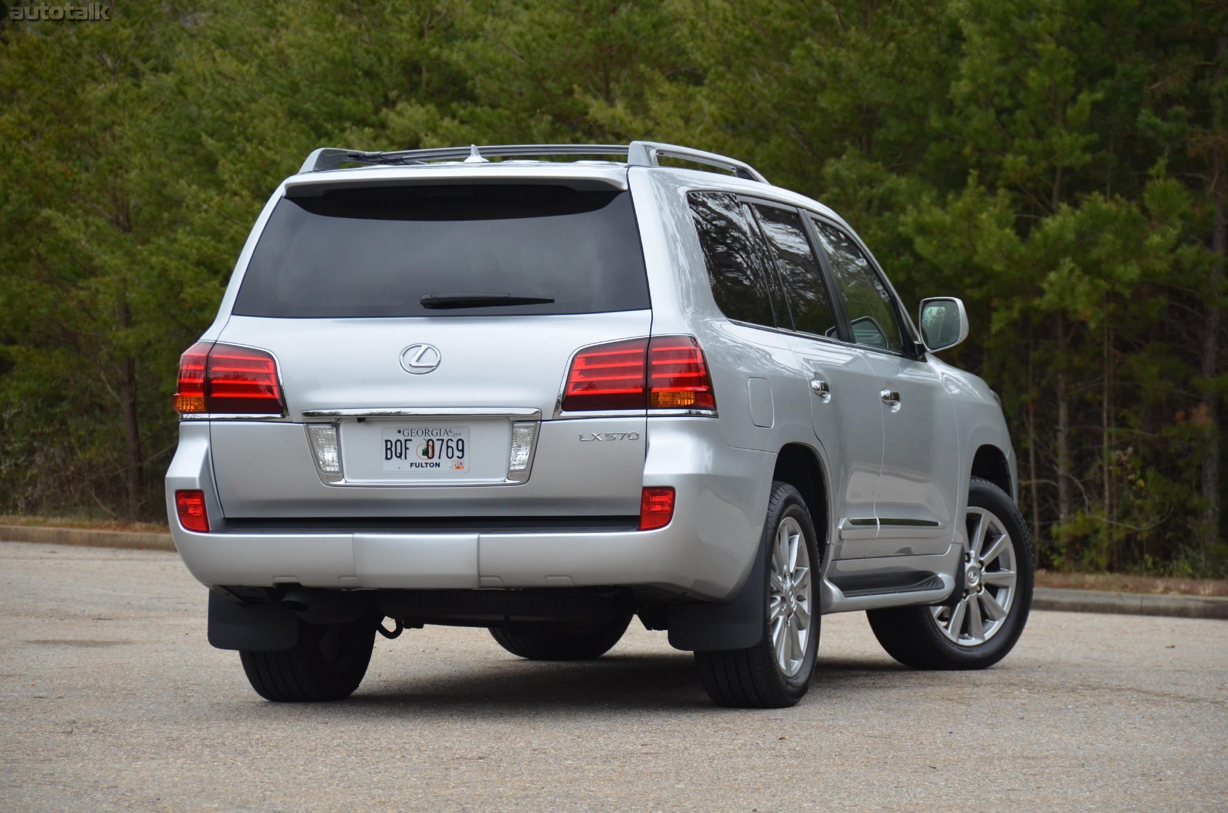 2011 Lexus LX 570 Review