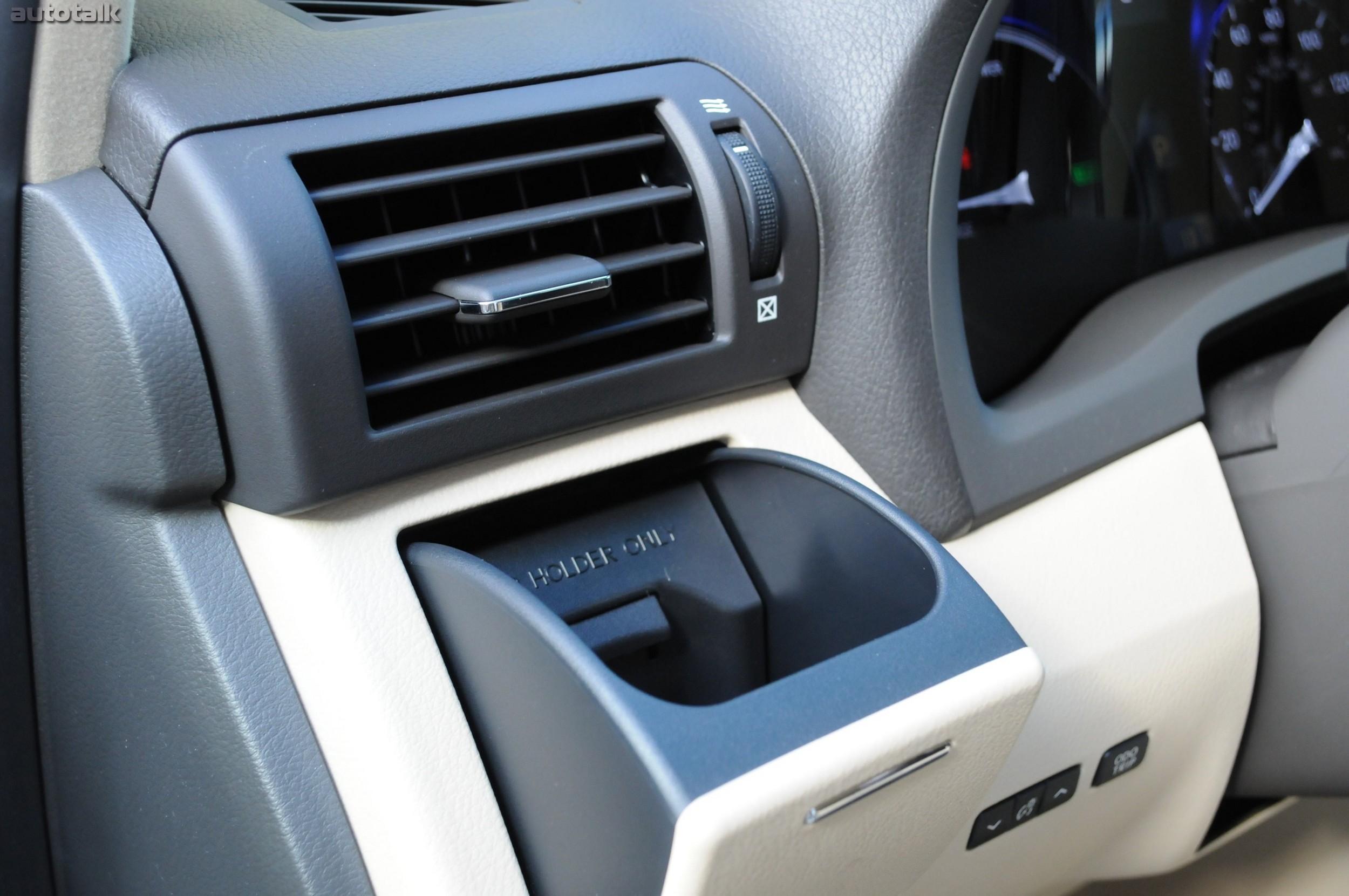 2011 Lexus RX450h Review