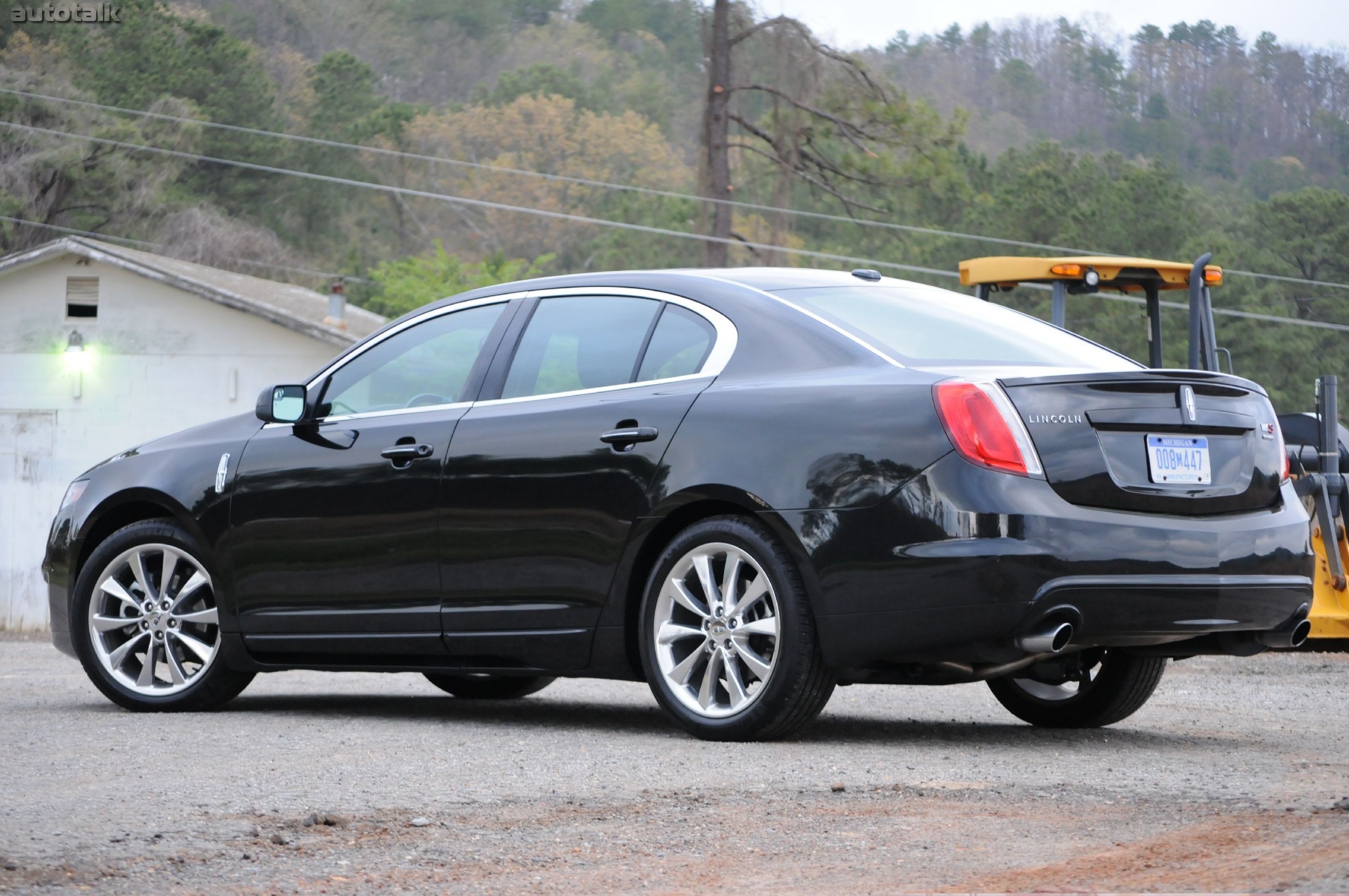 2011 Lincoln MKS Review