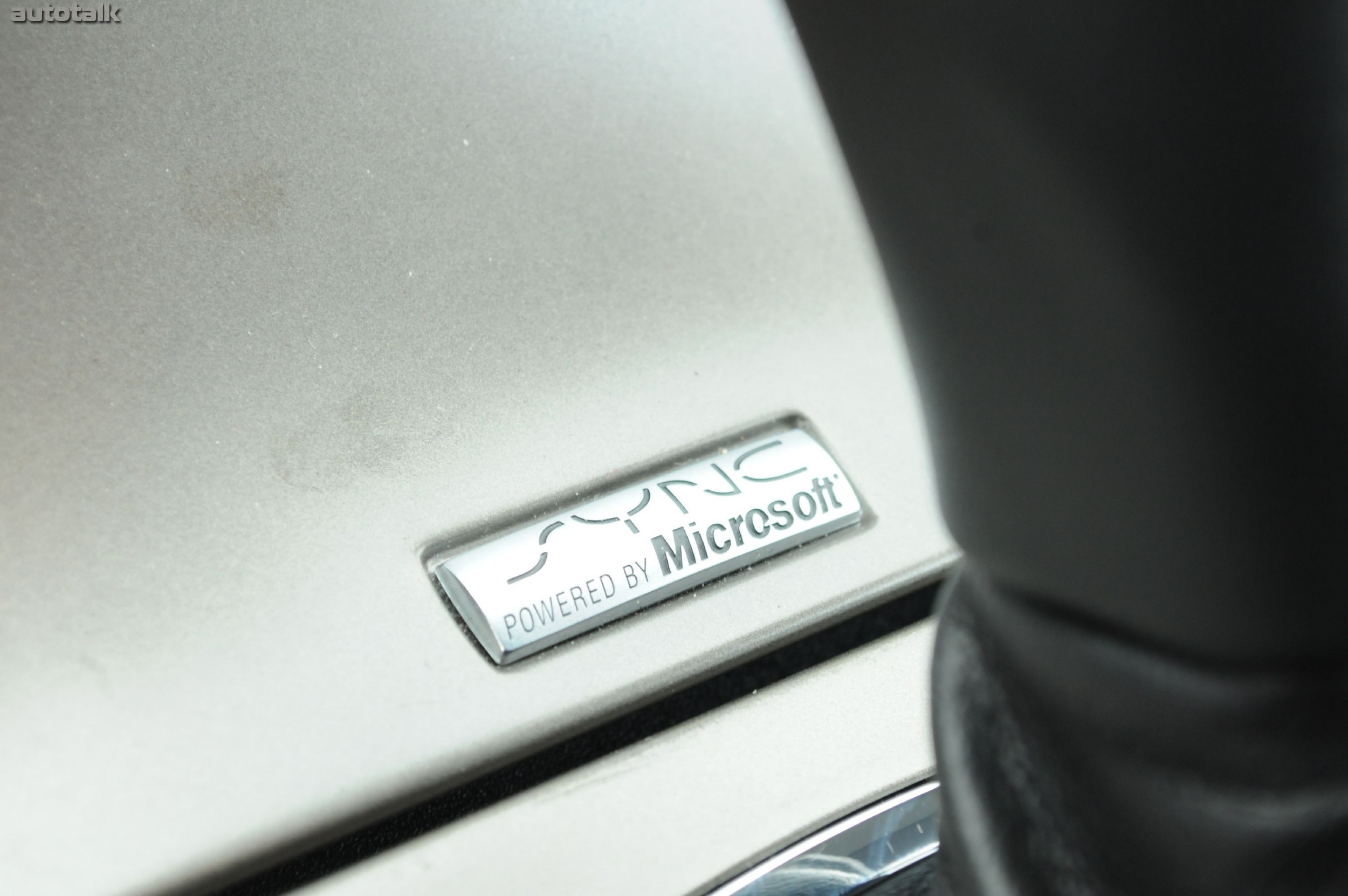 2011 Lincoln MKX Review