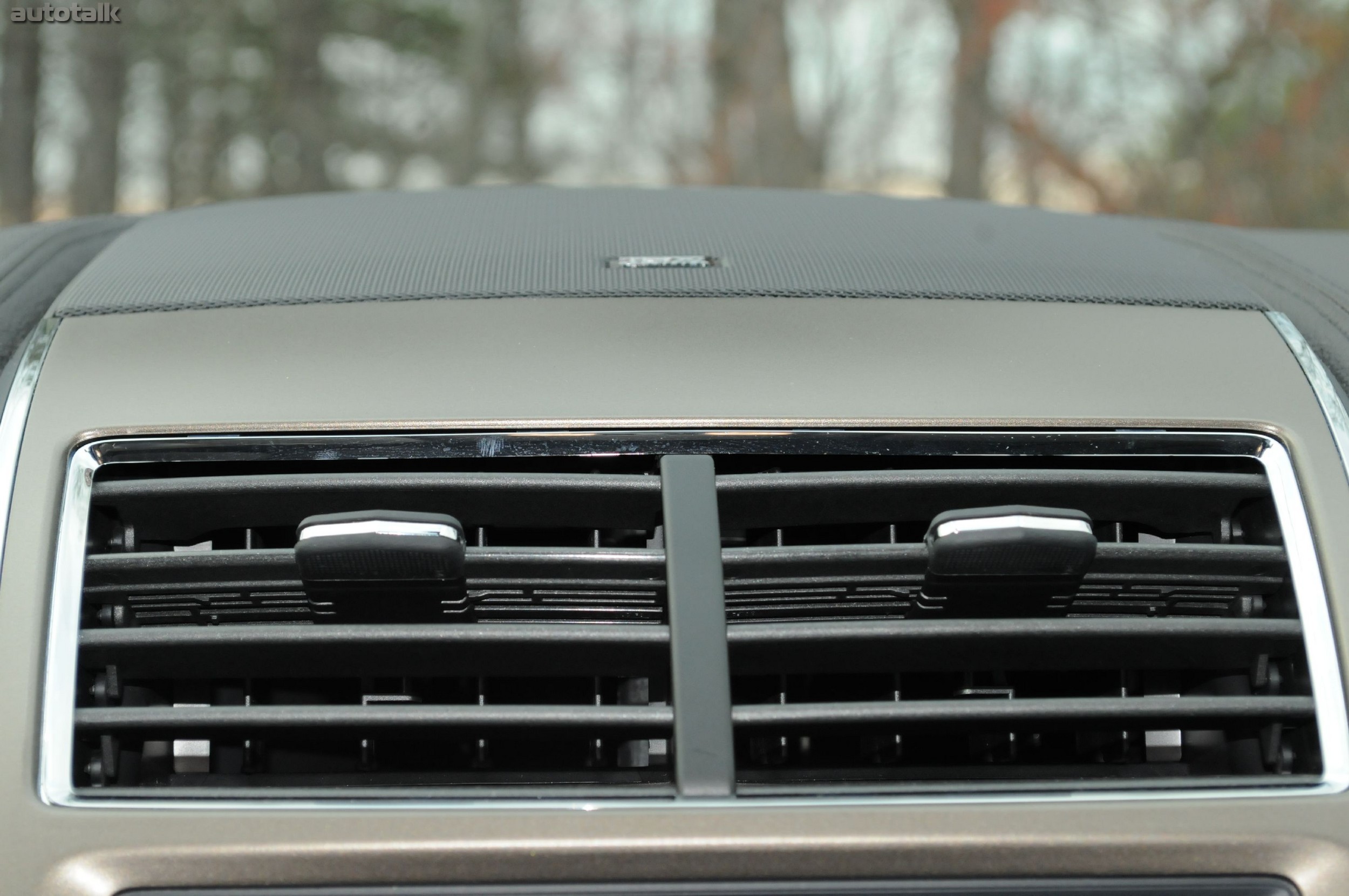 2011 Lincoln MKX Review