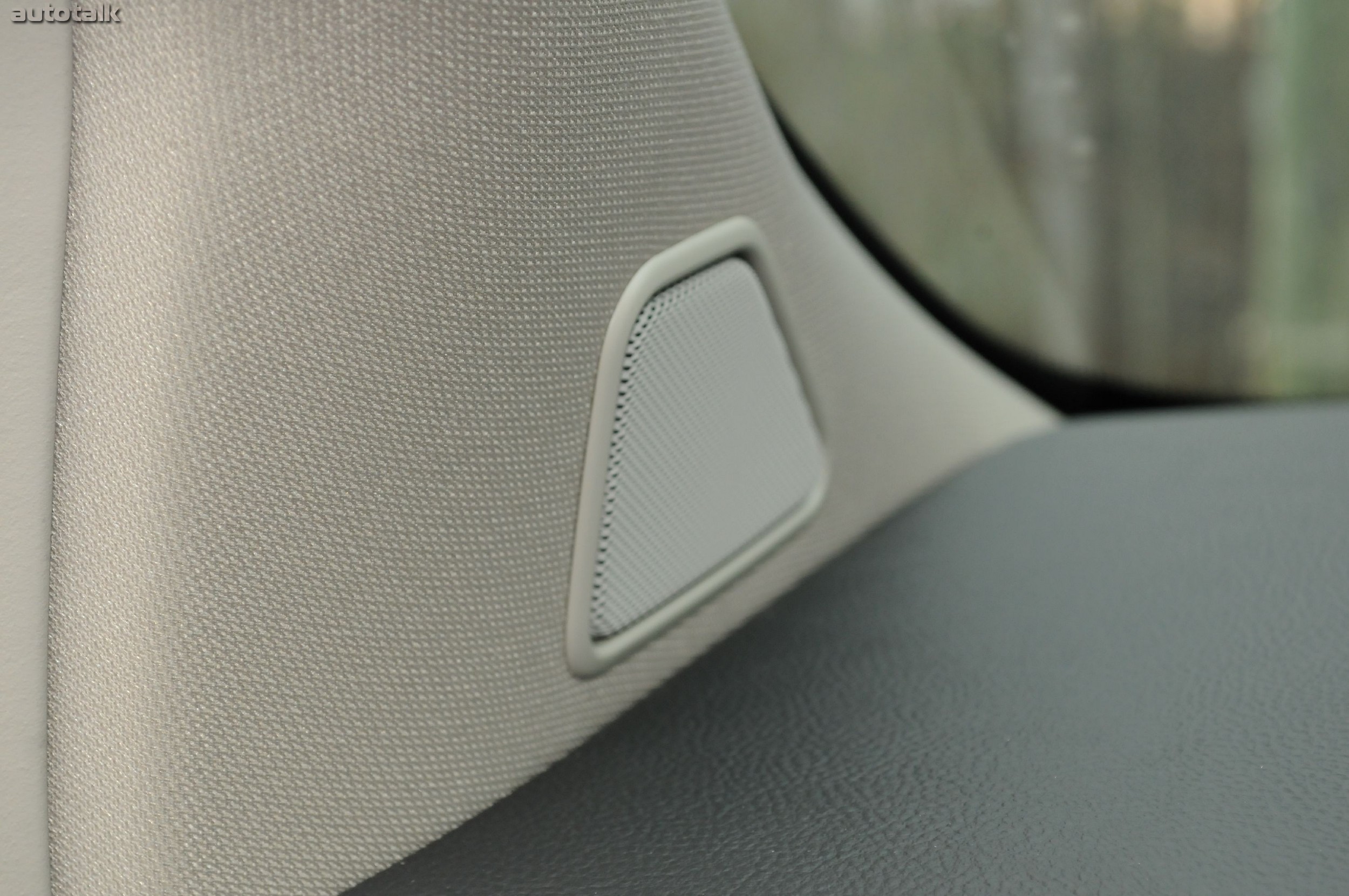 2011 Lincoln MKX Review