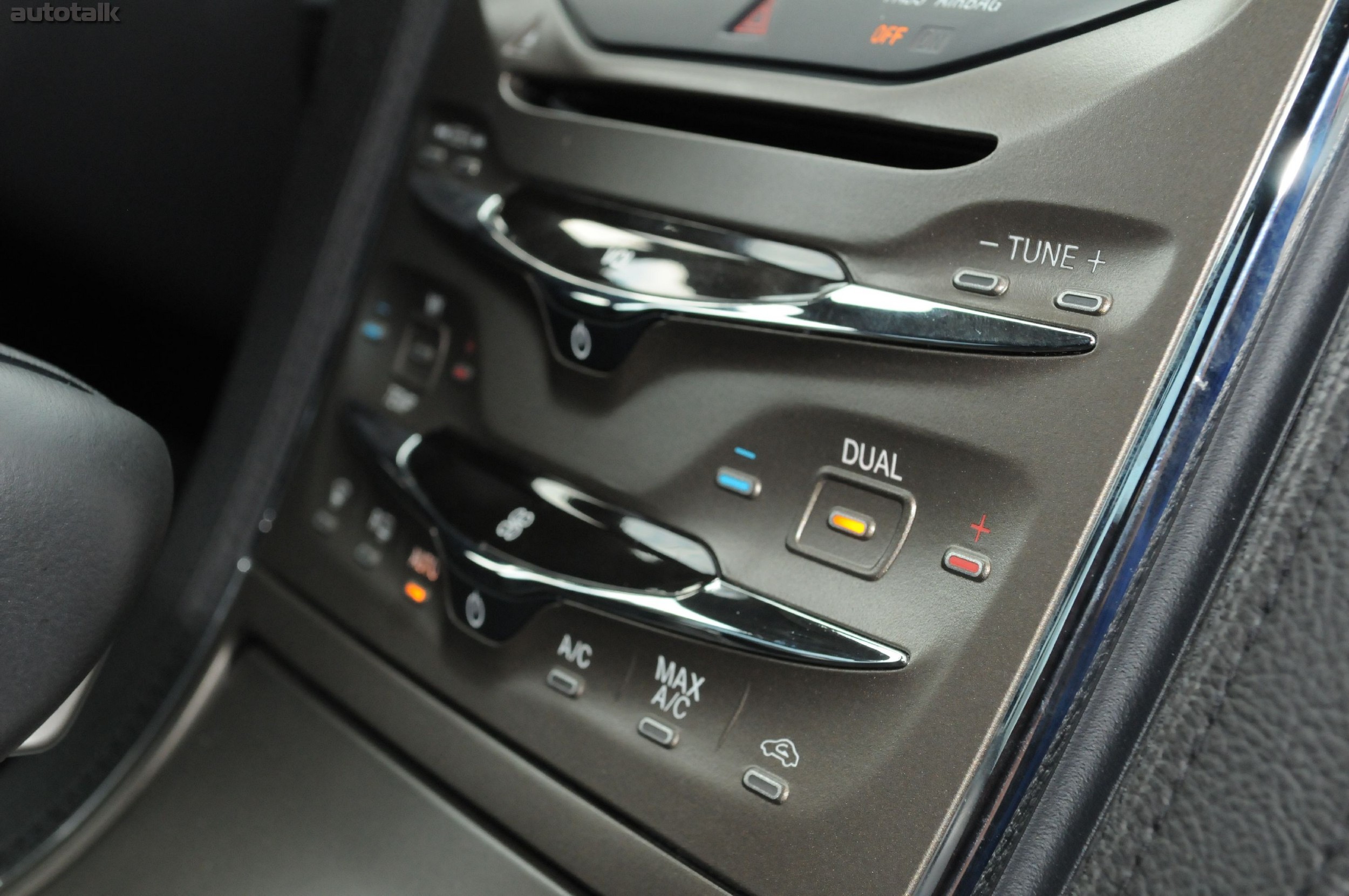 2011 Lincoln MKX Review