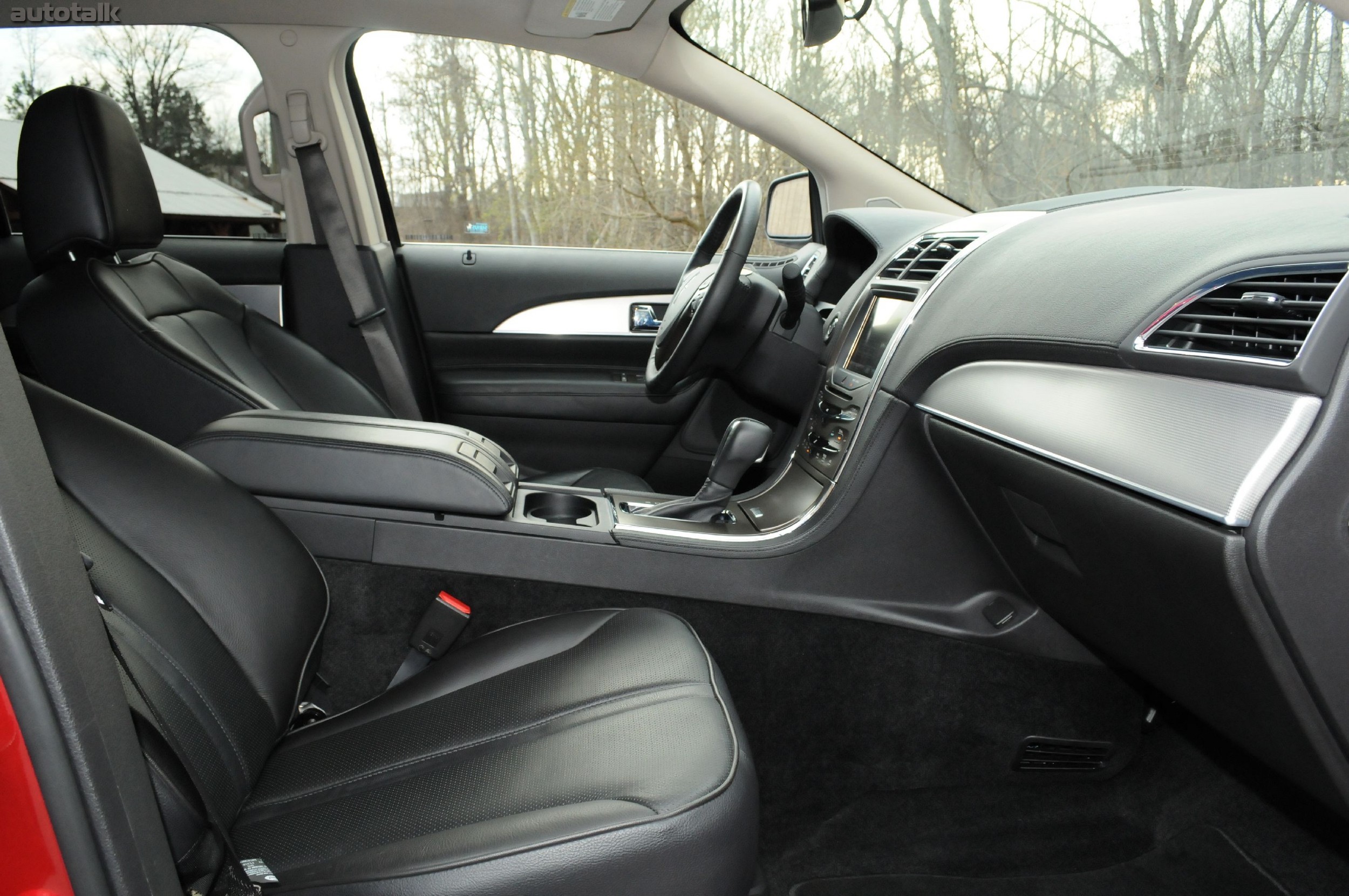 2011 Lincoln MKX Review