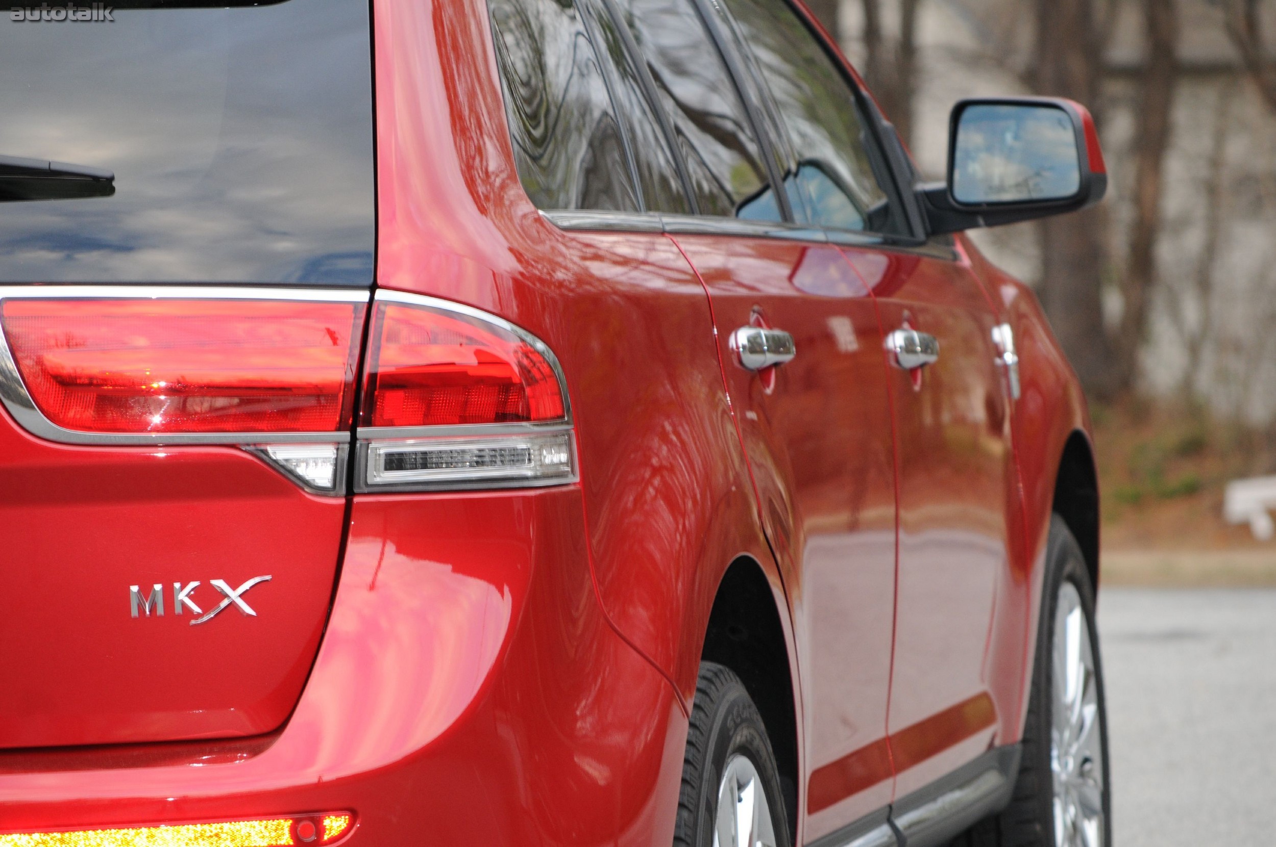 2011 Lincoln MKX Review