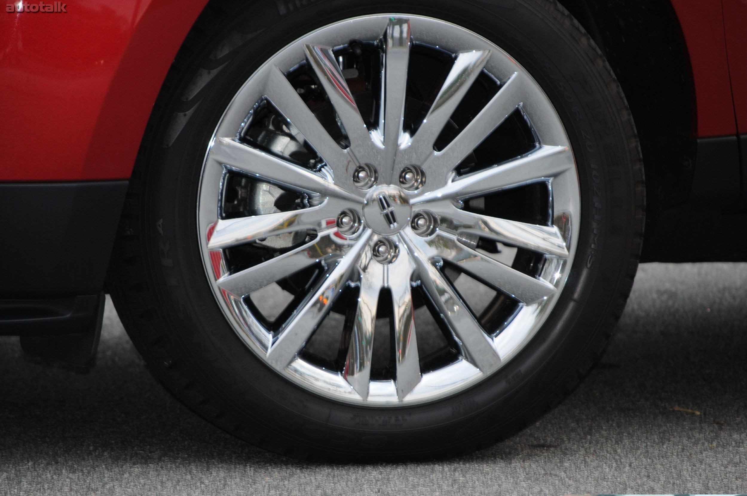 2011 Lincoln MKX Review