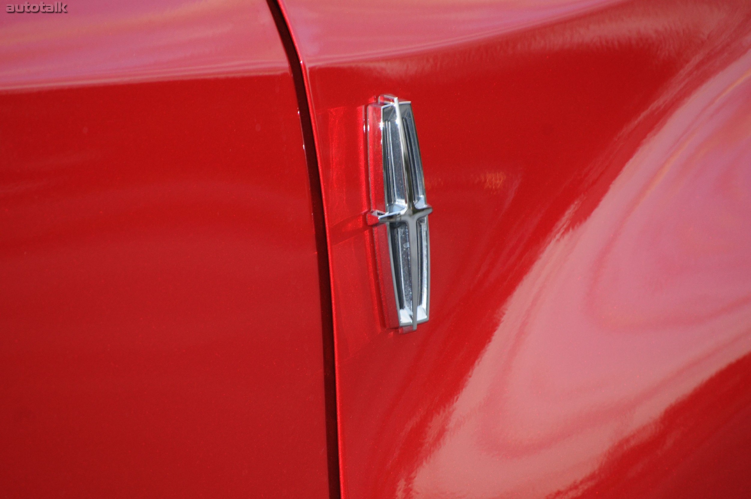 2011 Lincoln MKX Review