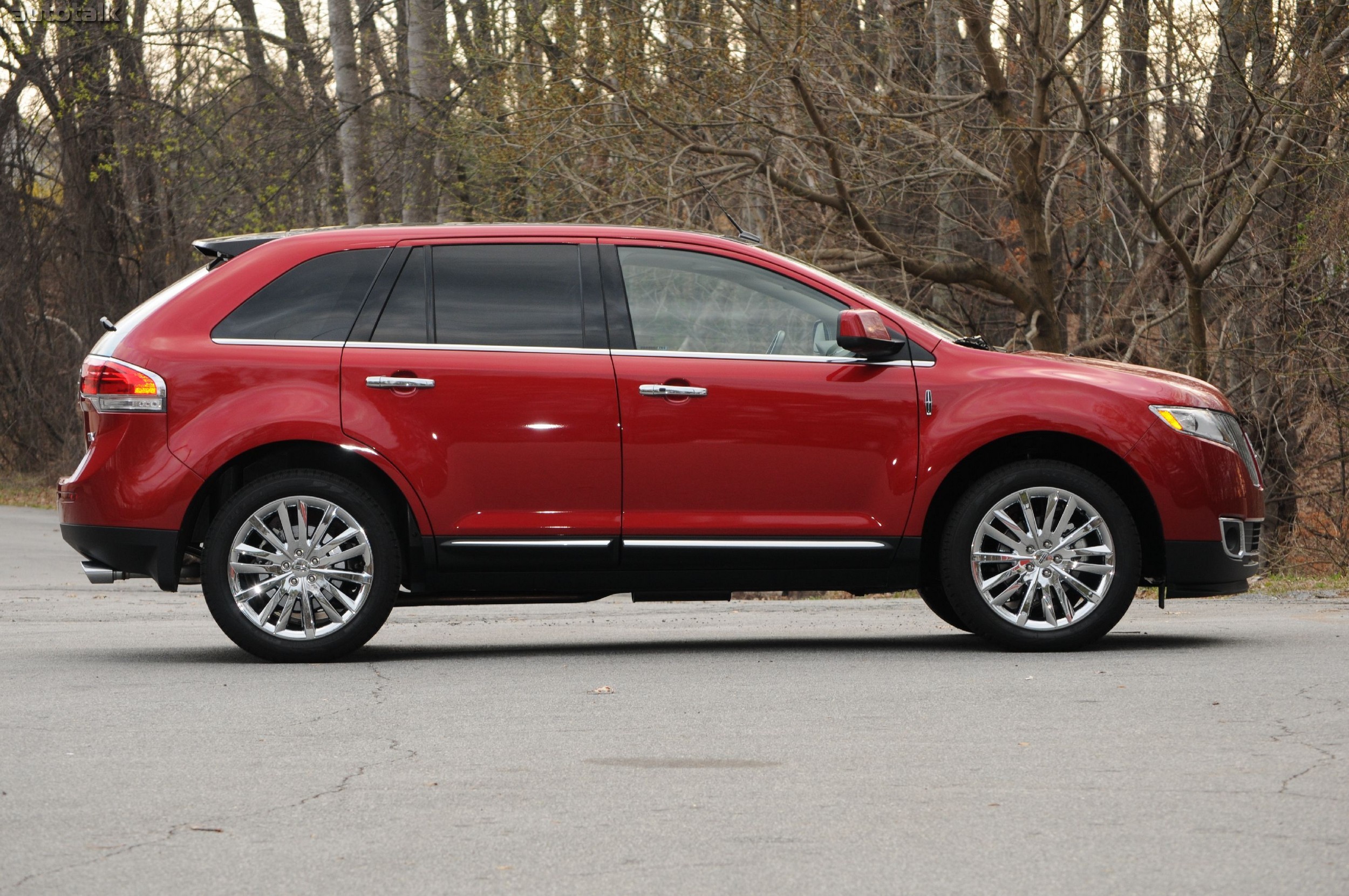 2011 Lincoln MKX Review