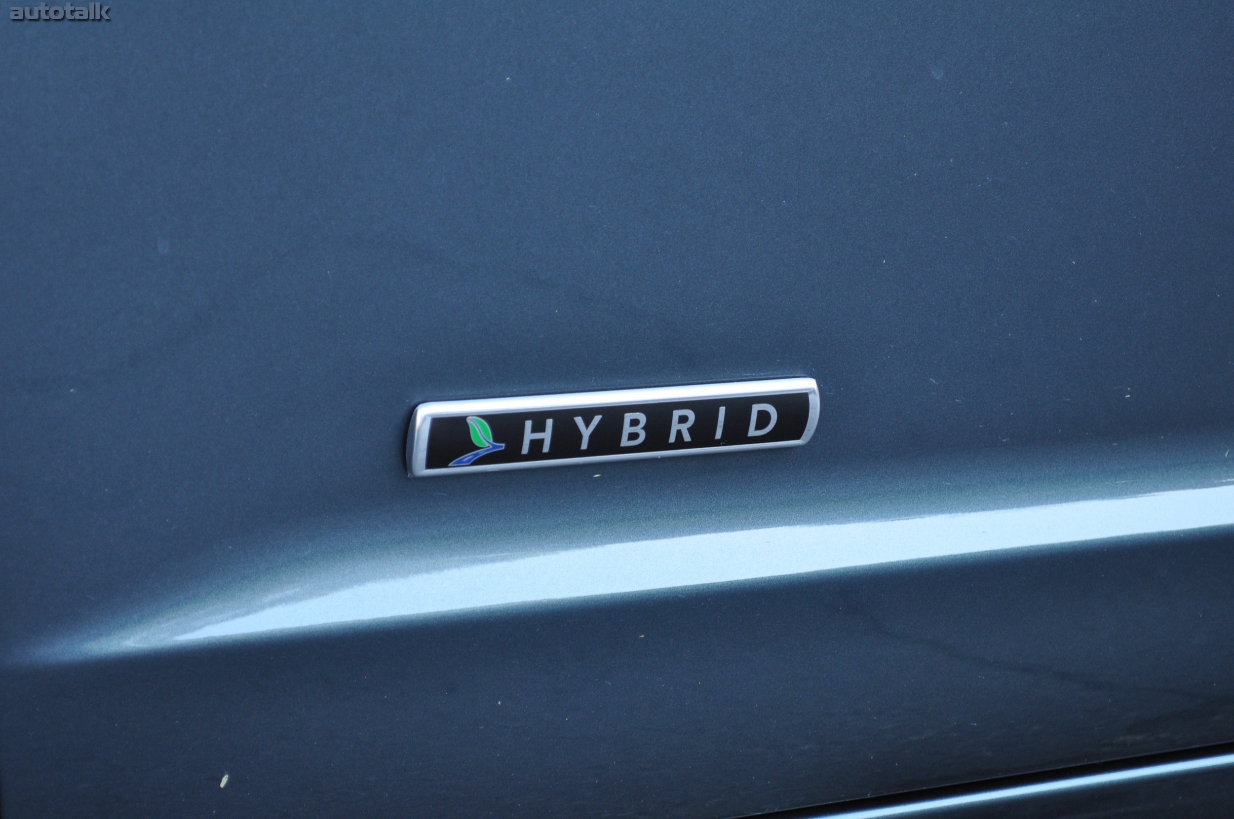 2011 Lincoln MKZ Hybrid Review