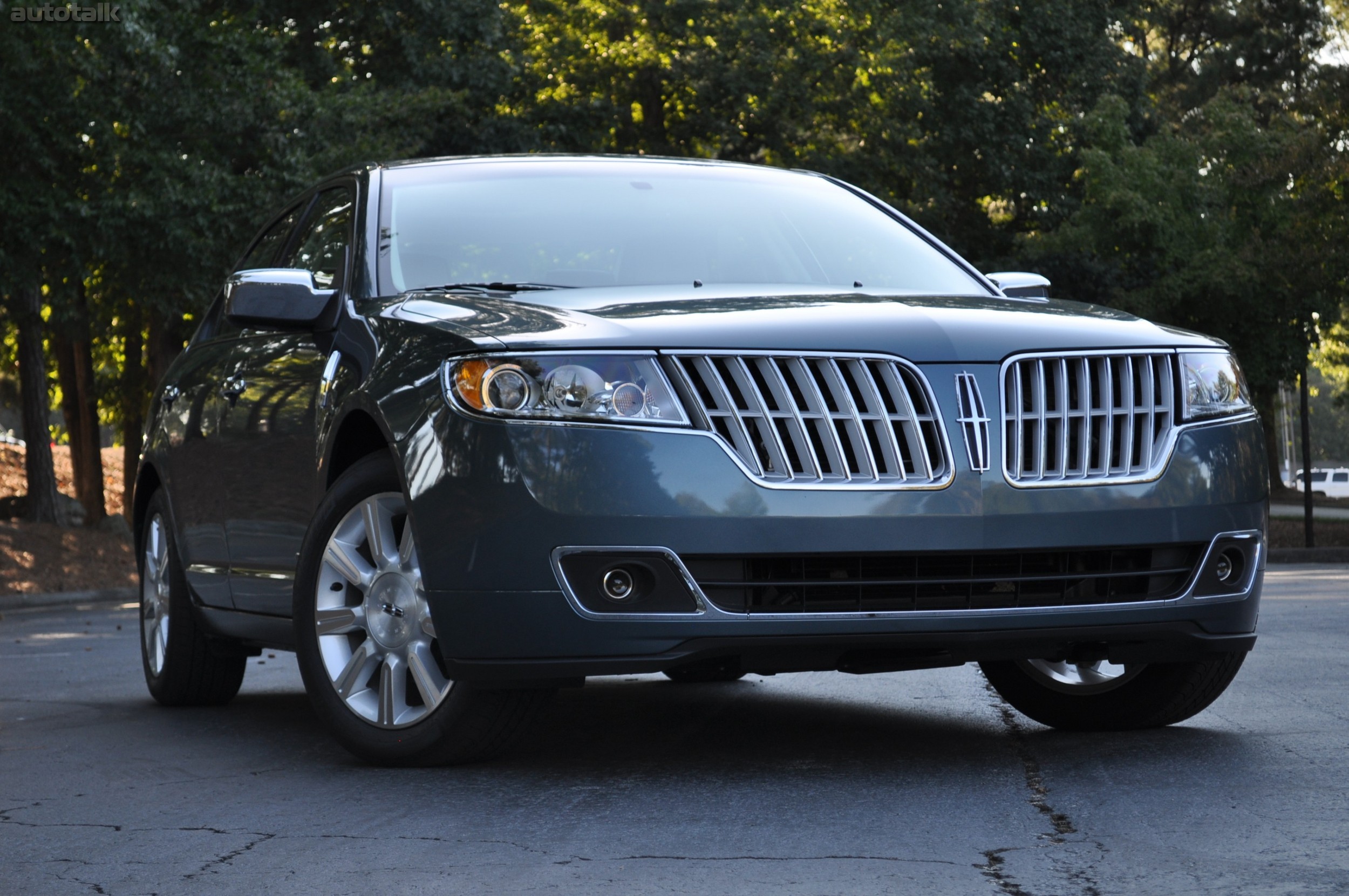 2011 Lincoln MKZ Hybrid Review