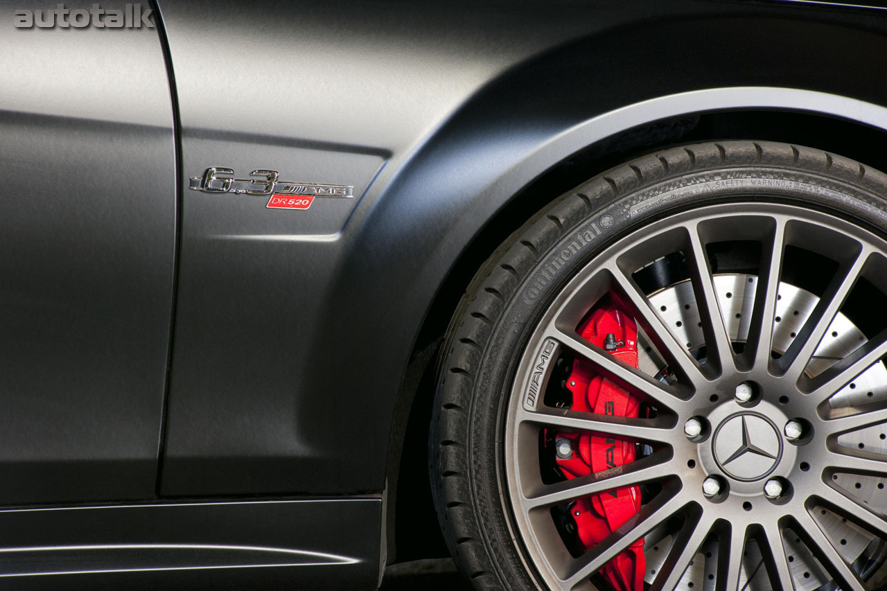 2011 Mercedes-Benz C63 AMG DR 520