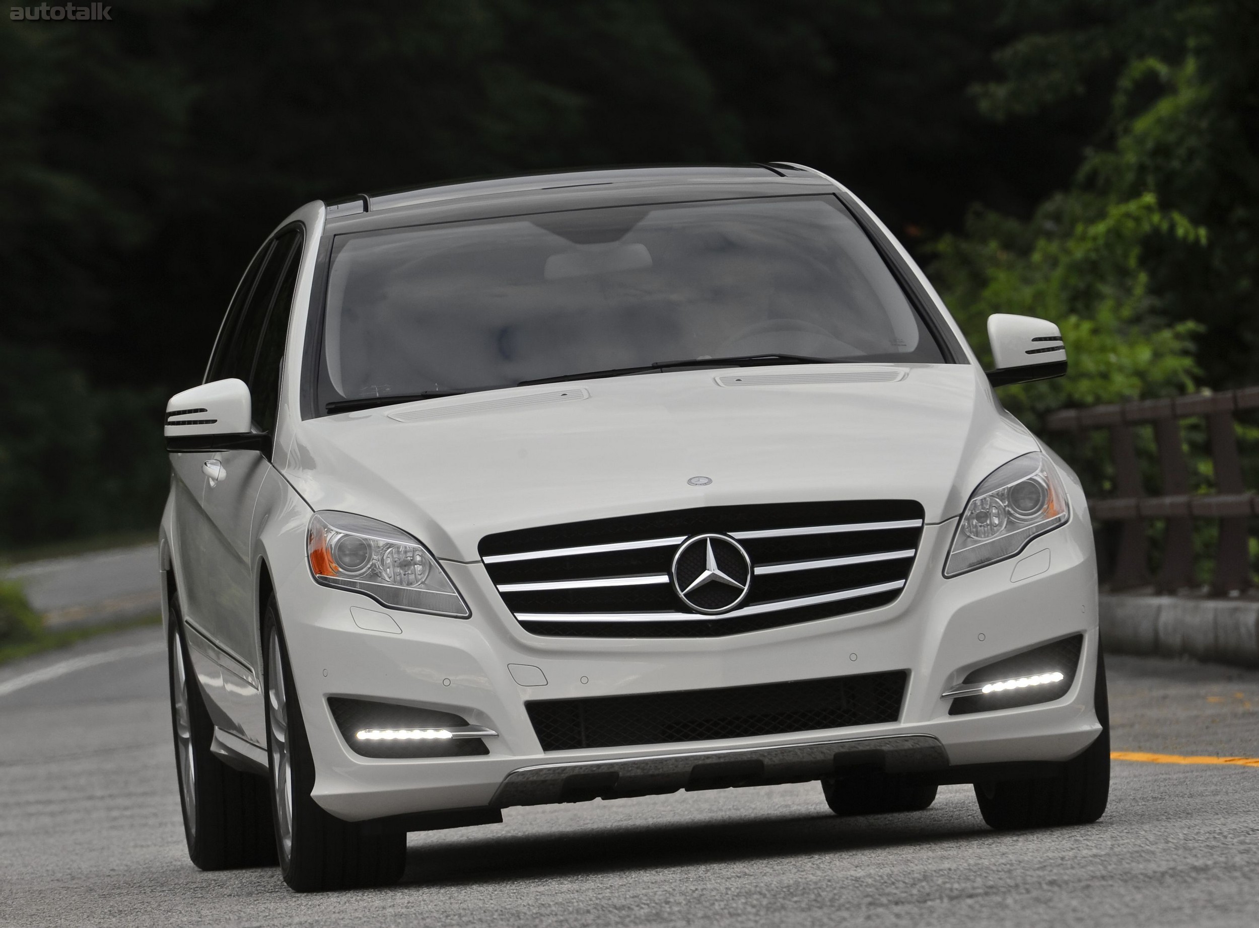 2011 Mercedes-Benz R350 4MATIC