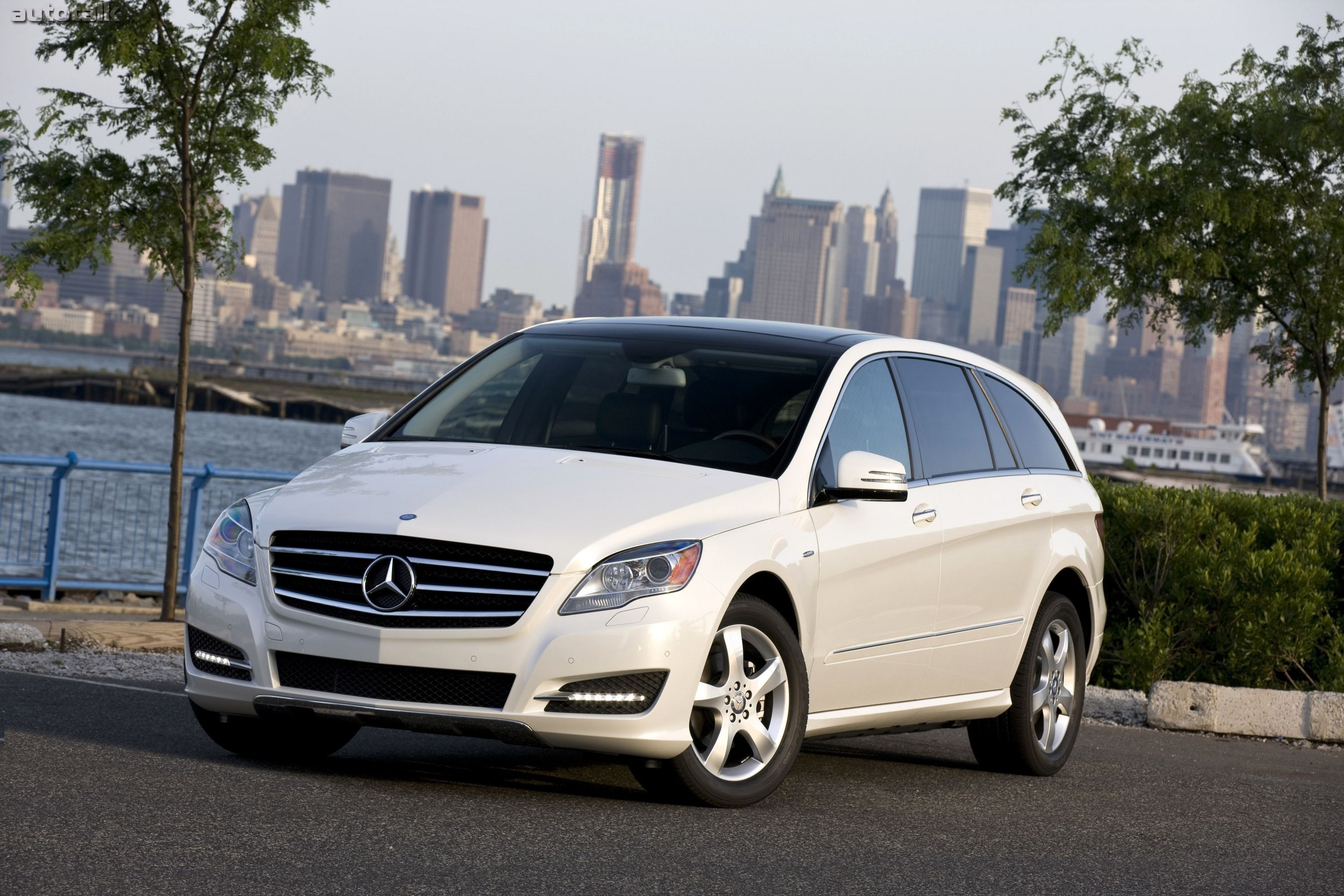2011 Mercedes-Benz R350 BlueTEC