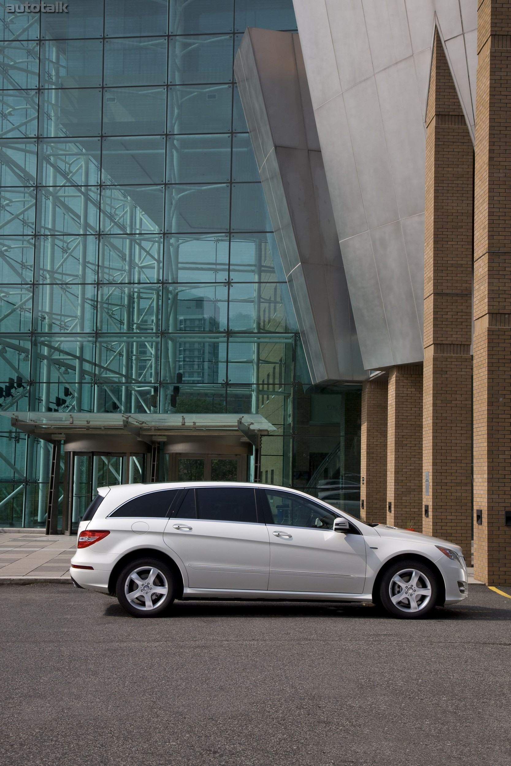 2011 Mercedes-Benz R350 BlueTEC