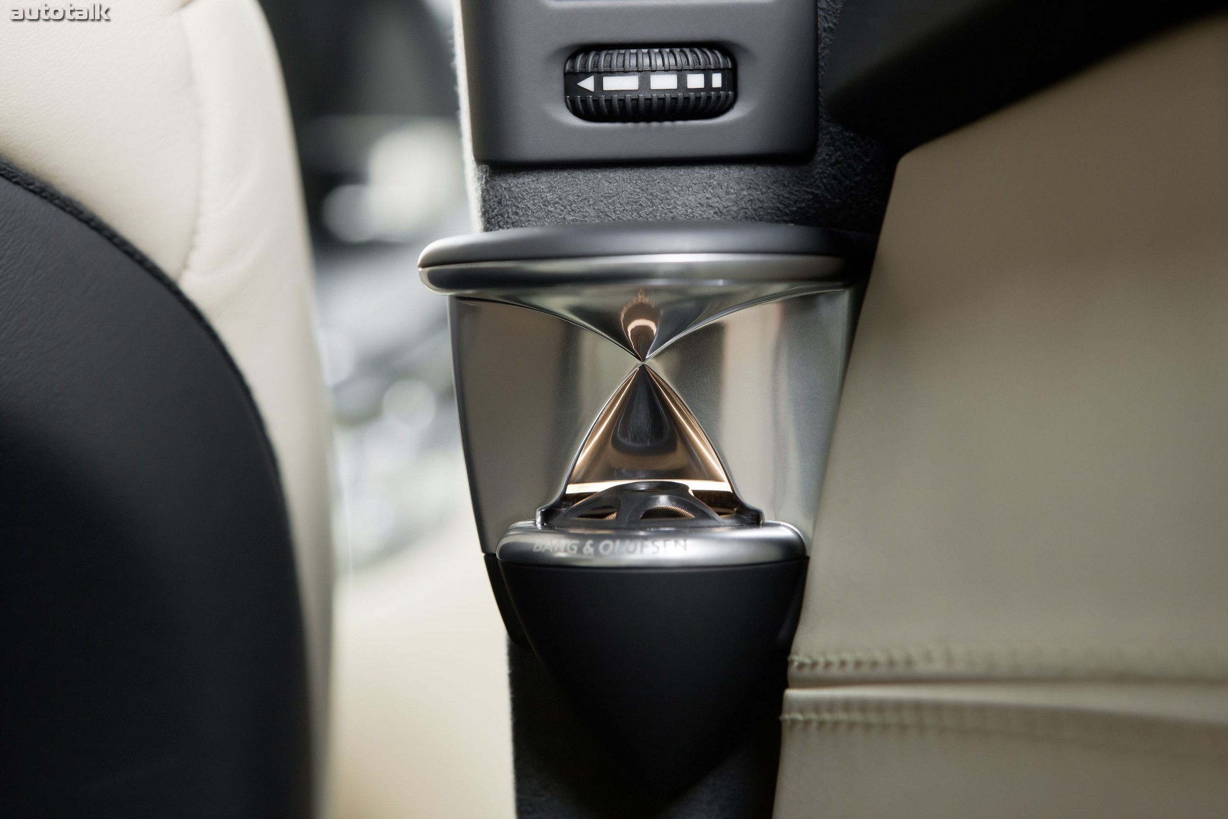 2011 Mercedes-Benz S63 AMG