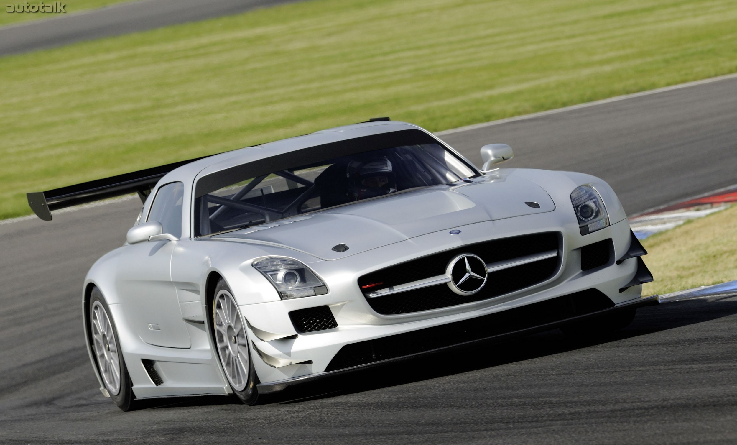 2011 Mercedes-Benz SLS AMG GT3